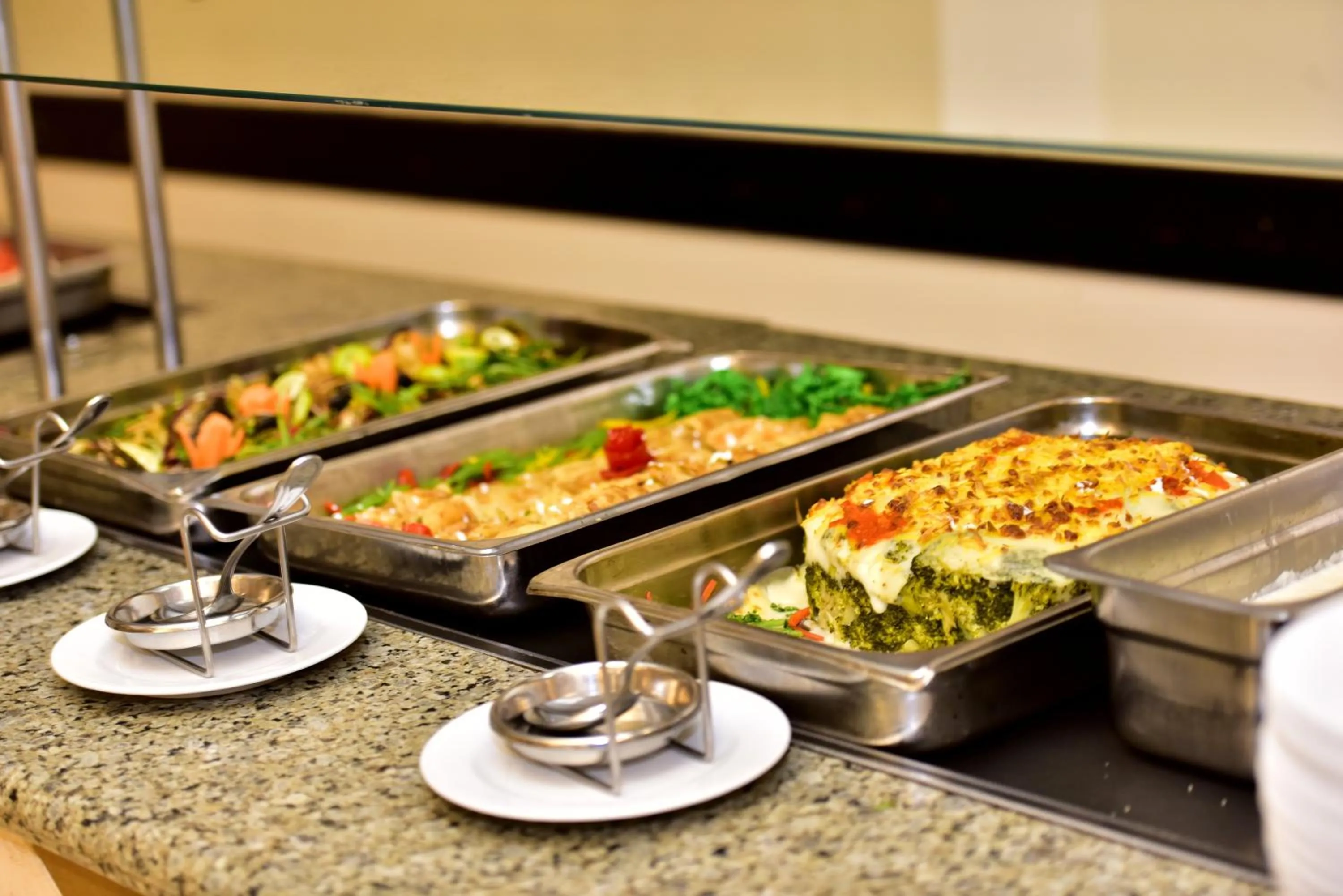 Restaurant/places to eat in Il Mercato Hotel & Spa