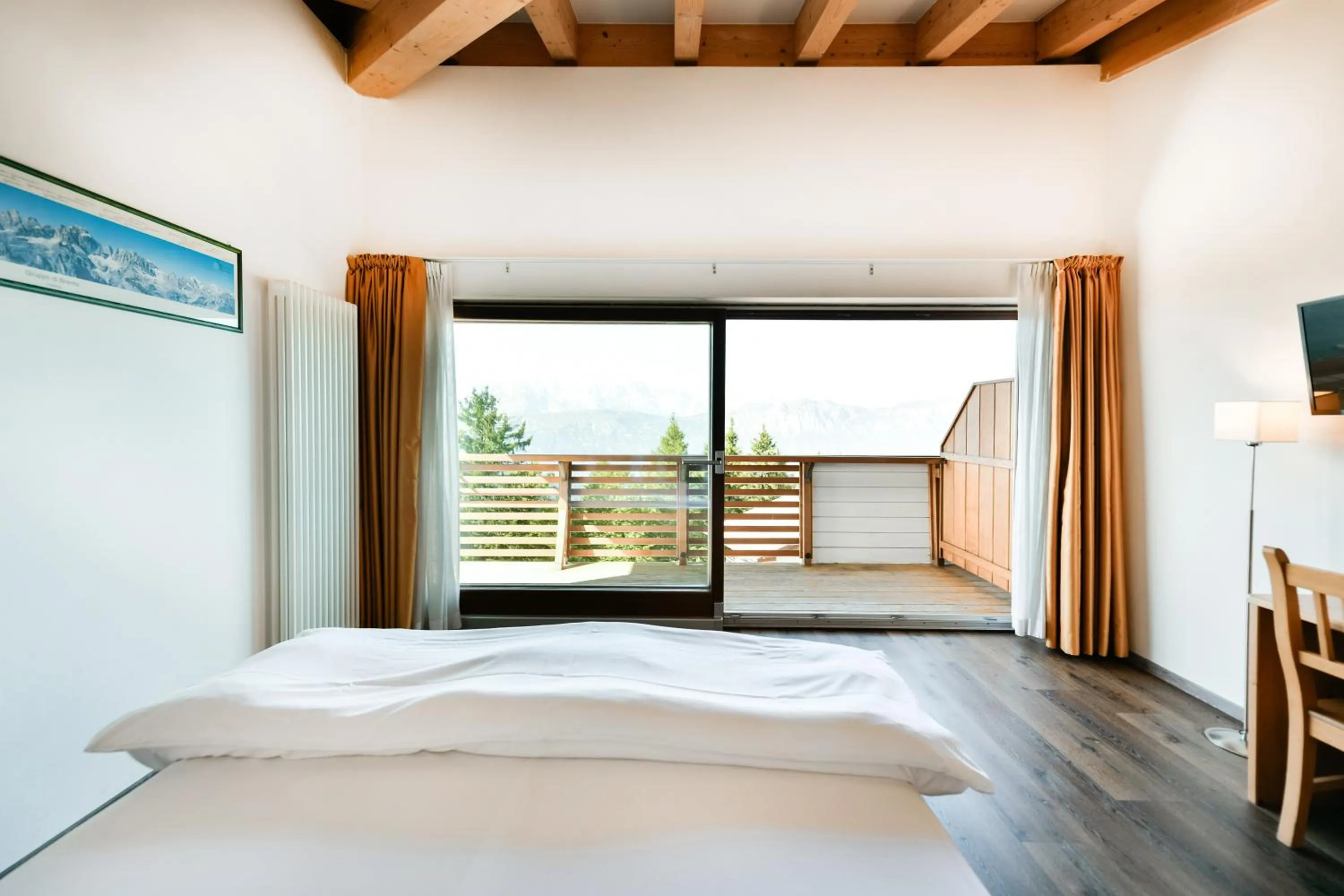 View (from property/room), Bed in Chalet Caminetto