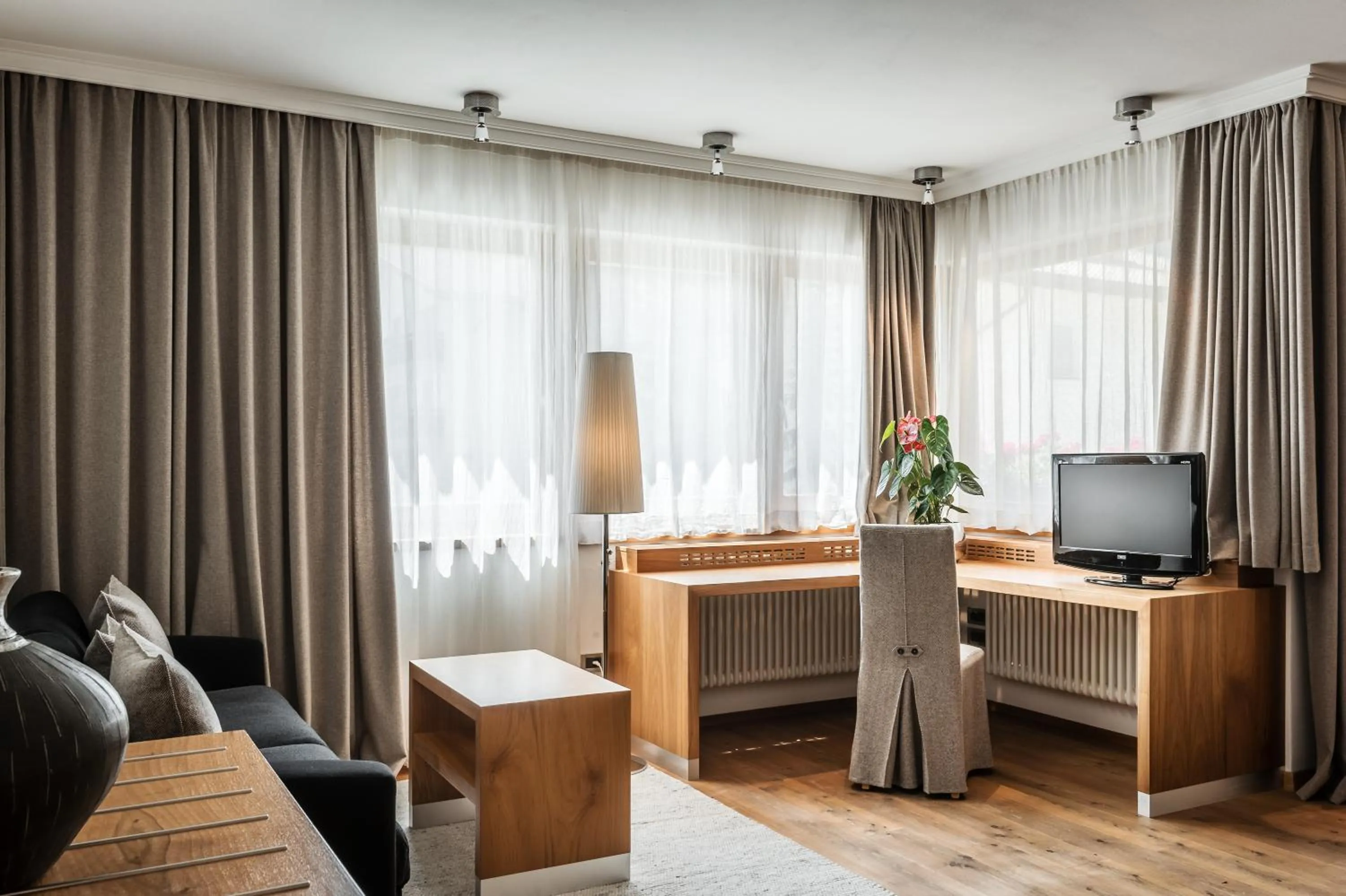 Photo of the whole room in Hotel La Majun