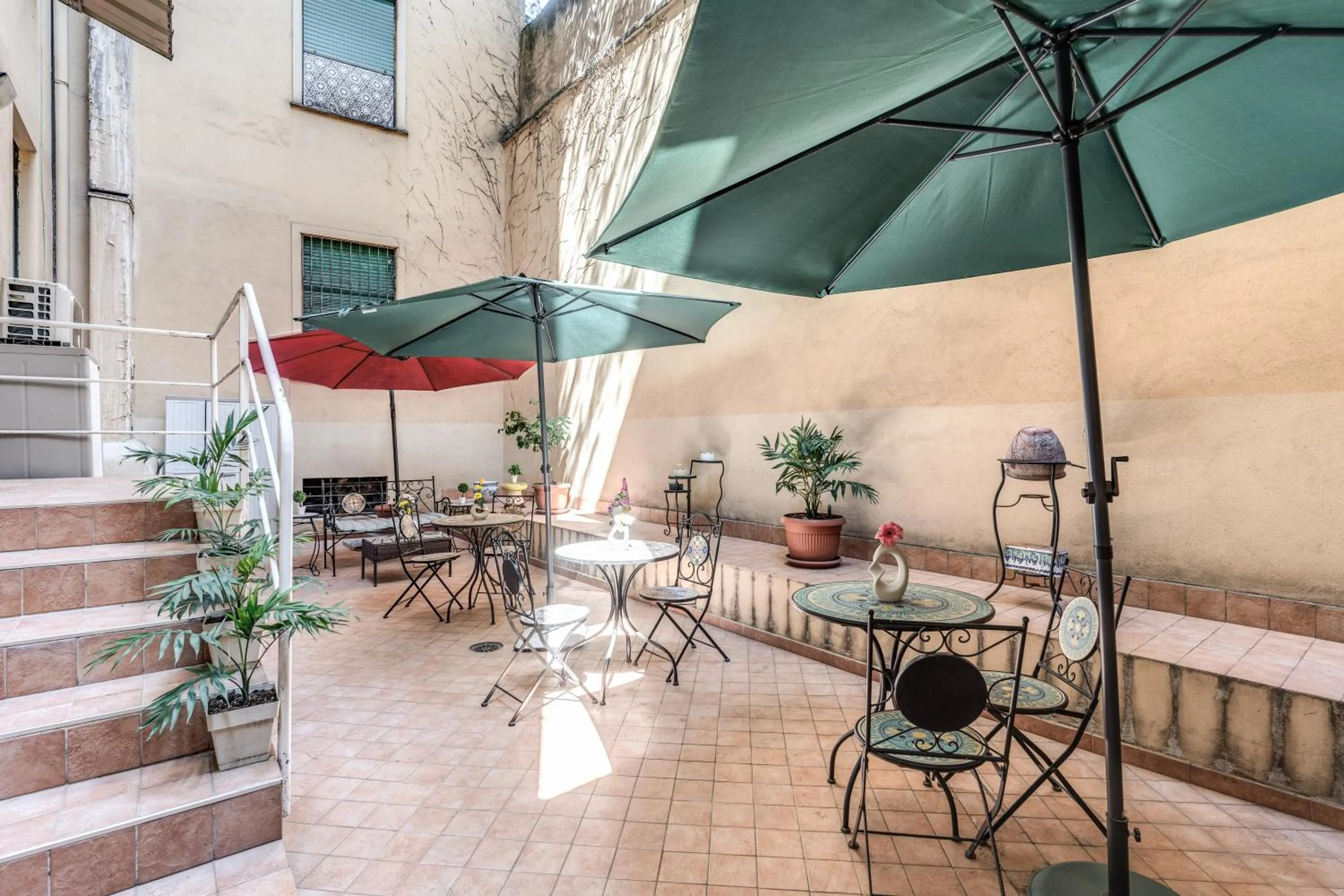 Balcony/Terrace in Marta Inn