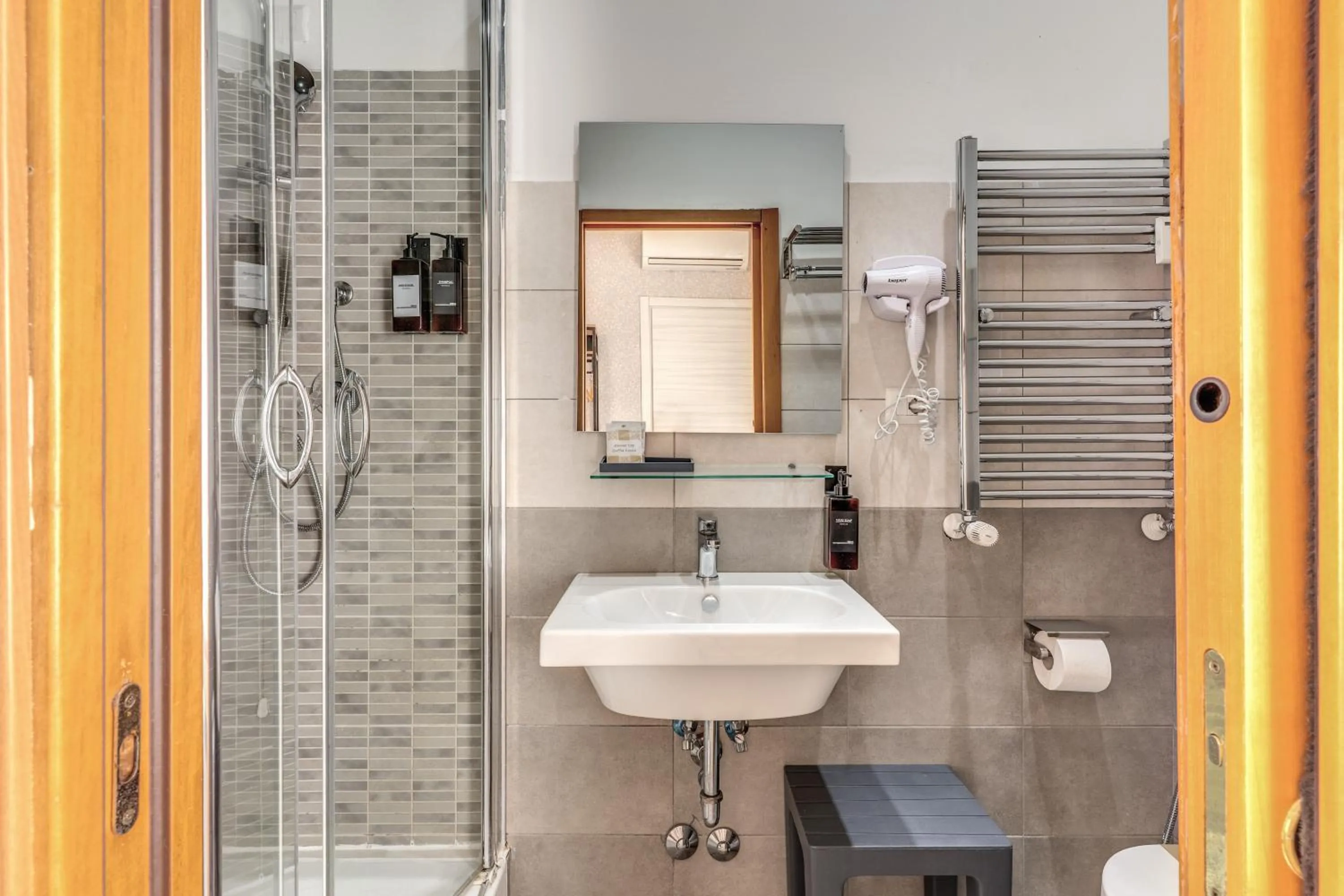 Bathroom in Marta Inn