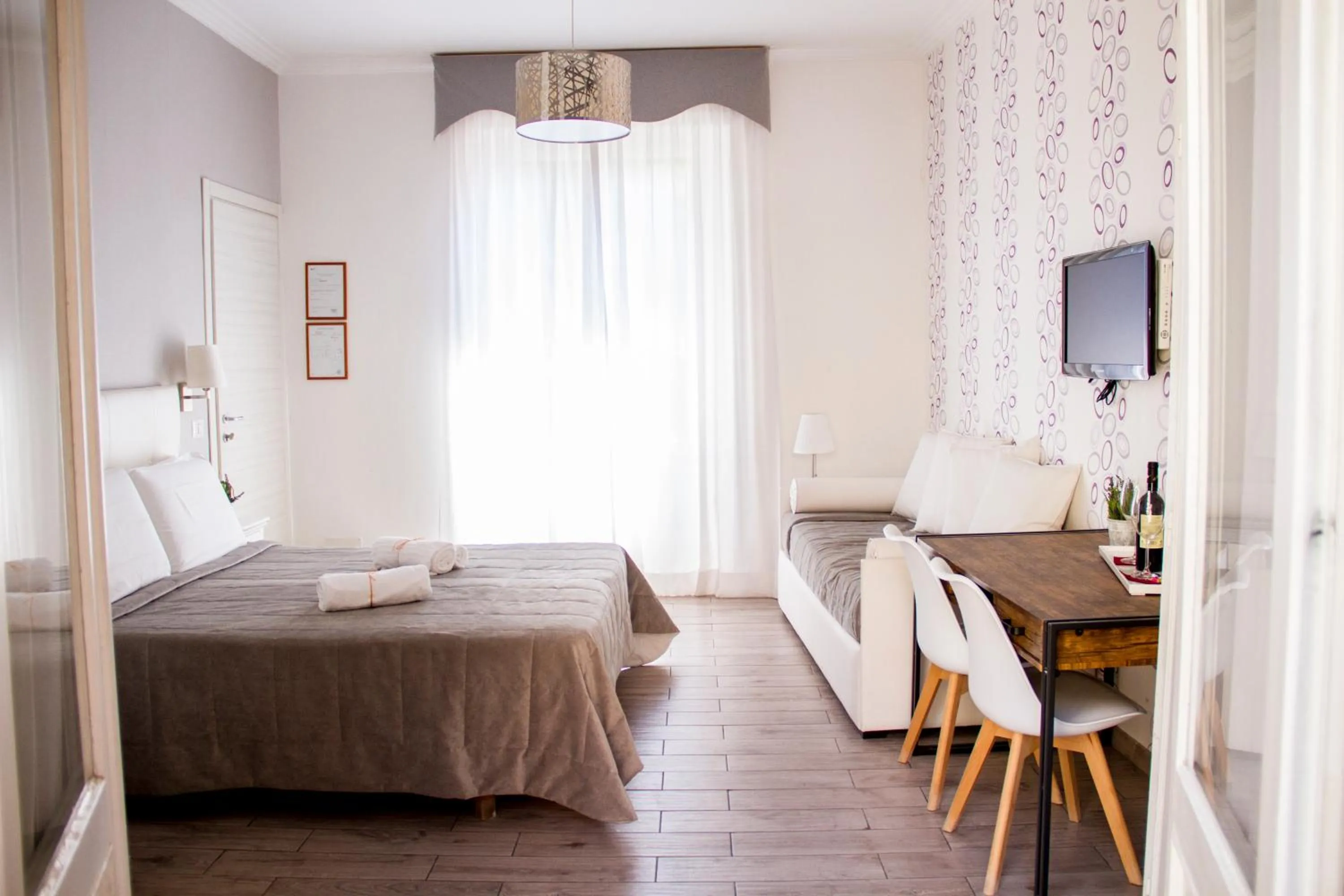 Photo of the whole room, Bed in Marta Inn