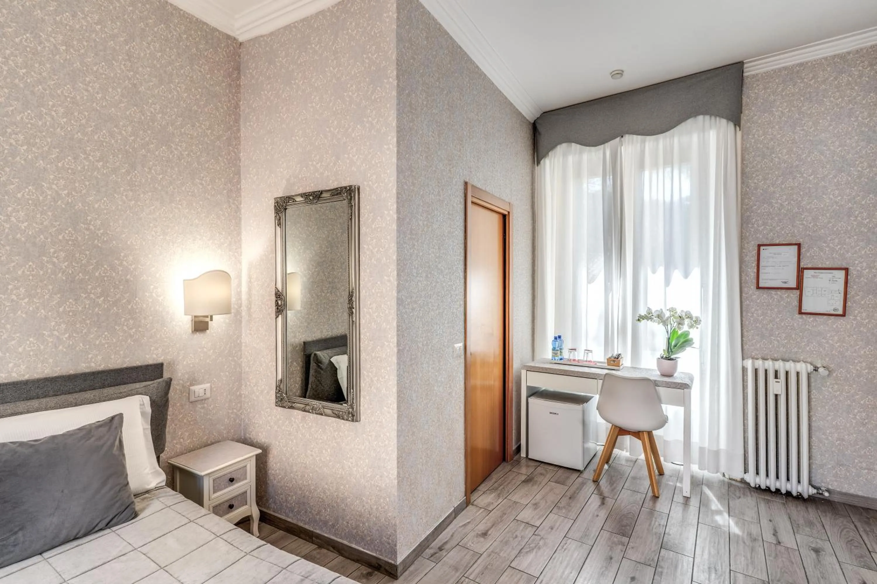 Bedroom, Bed in Marta Inn