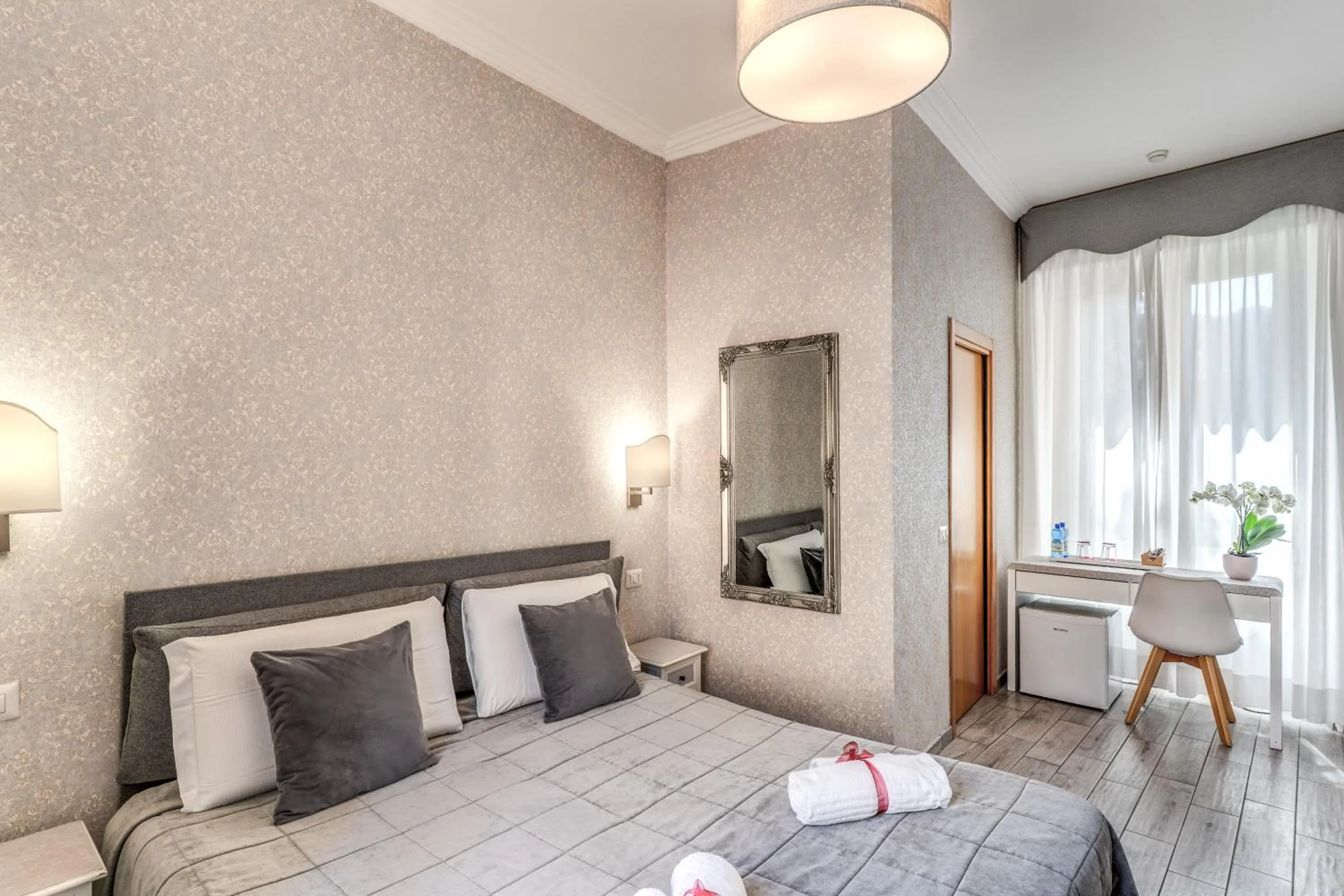 Bedroom, Bed in Marta Inn