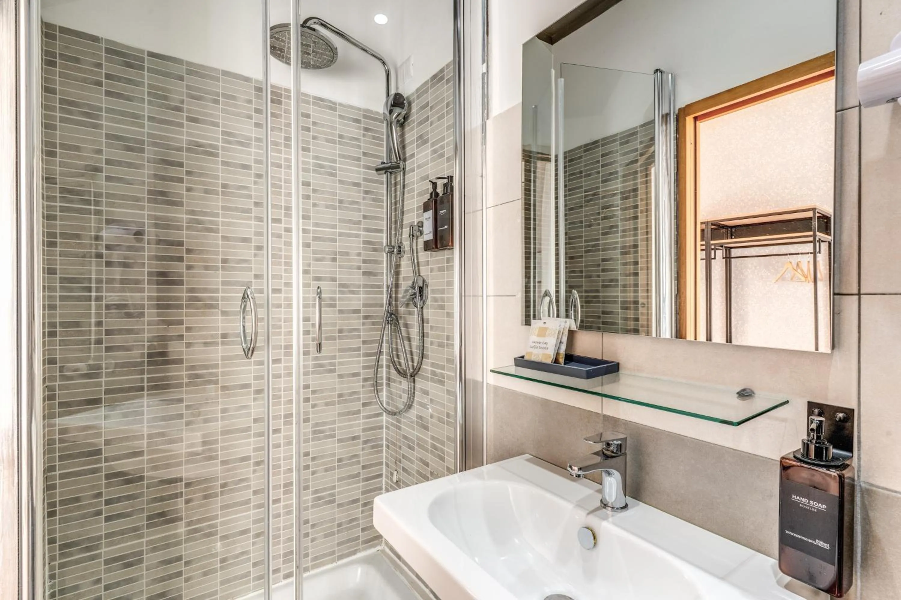 Bathroom in Marta Inn