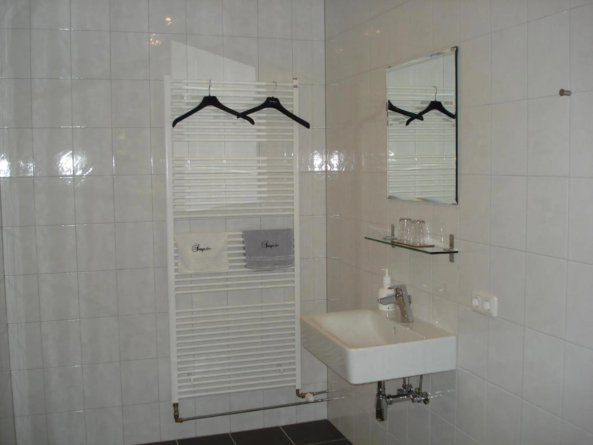 Bathroom in B & B Leudal