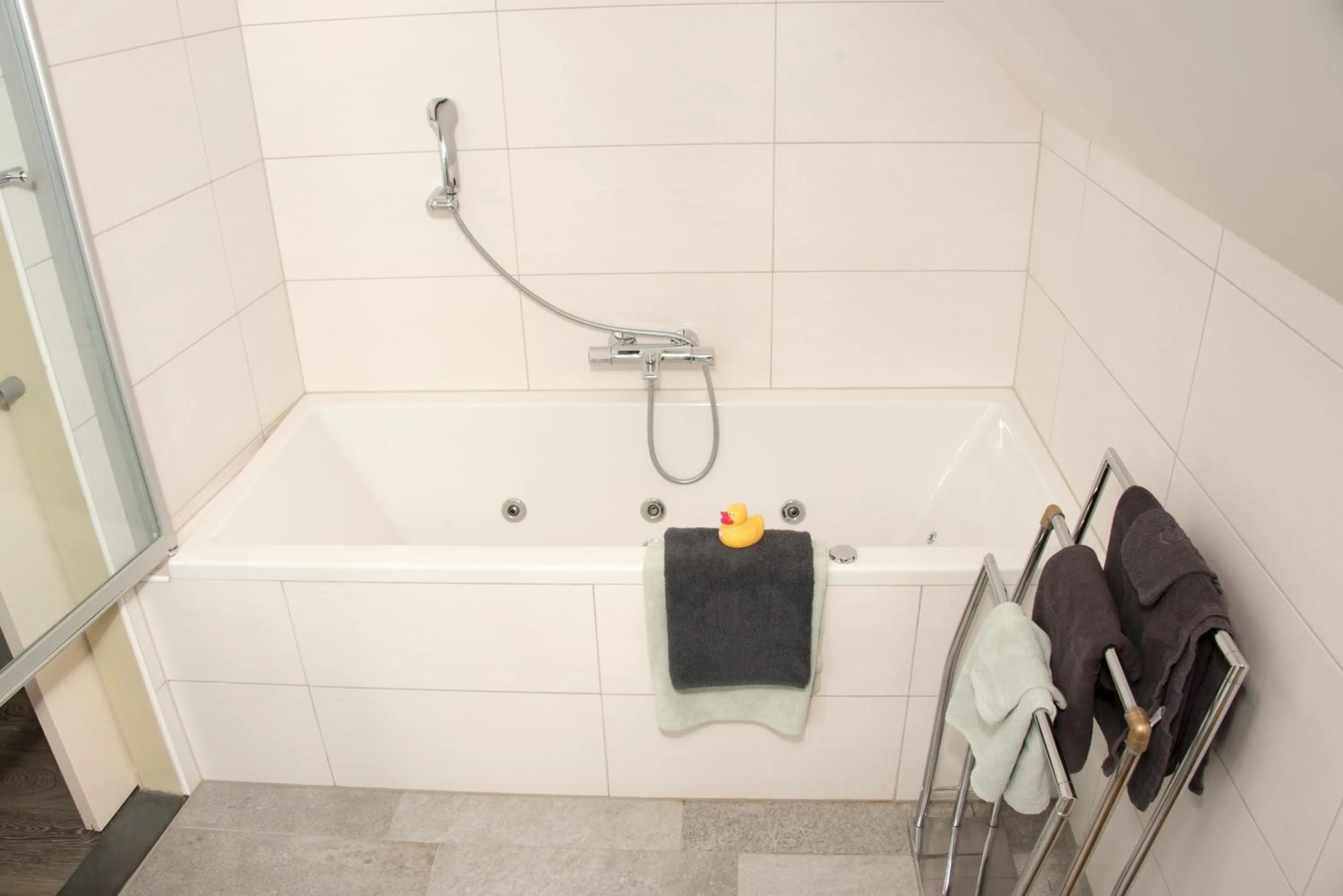 Bathroom in B & B Leudal