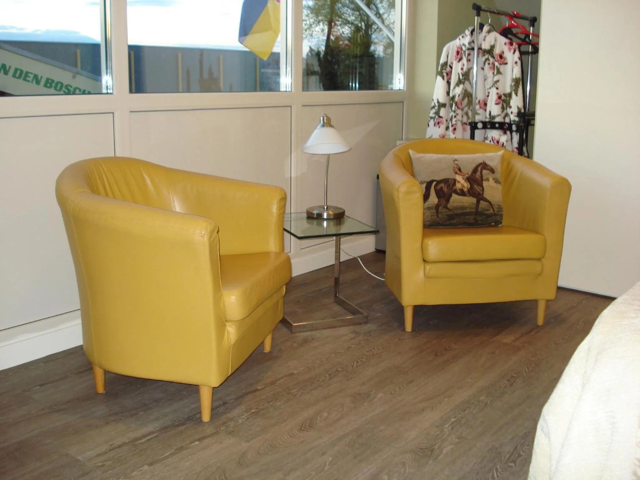 Seating area in B & B Leudal