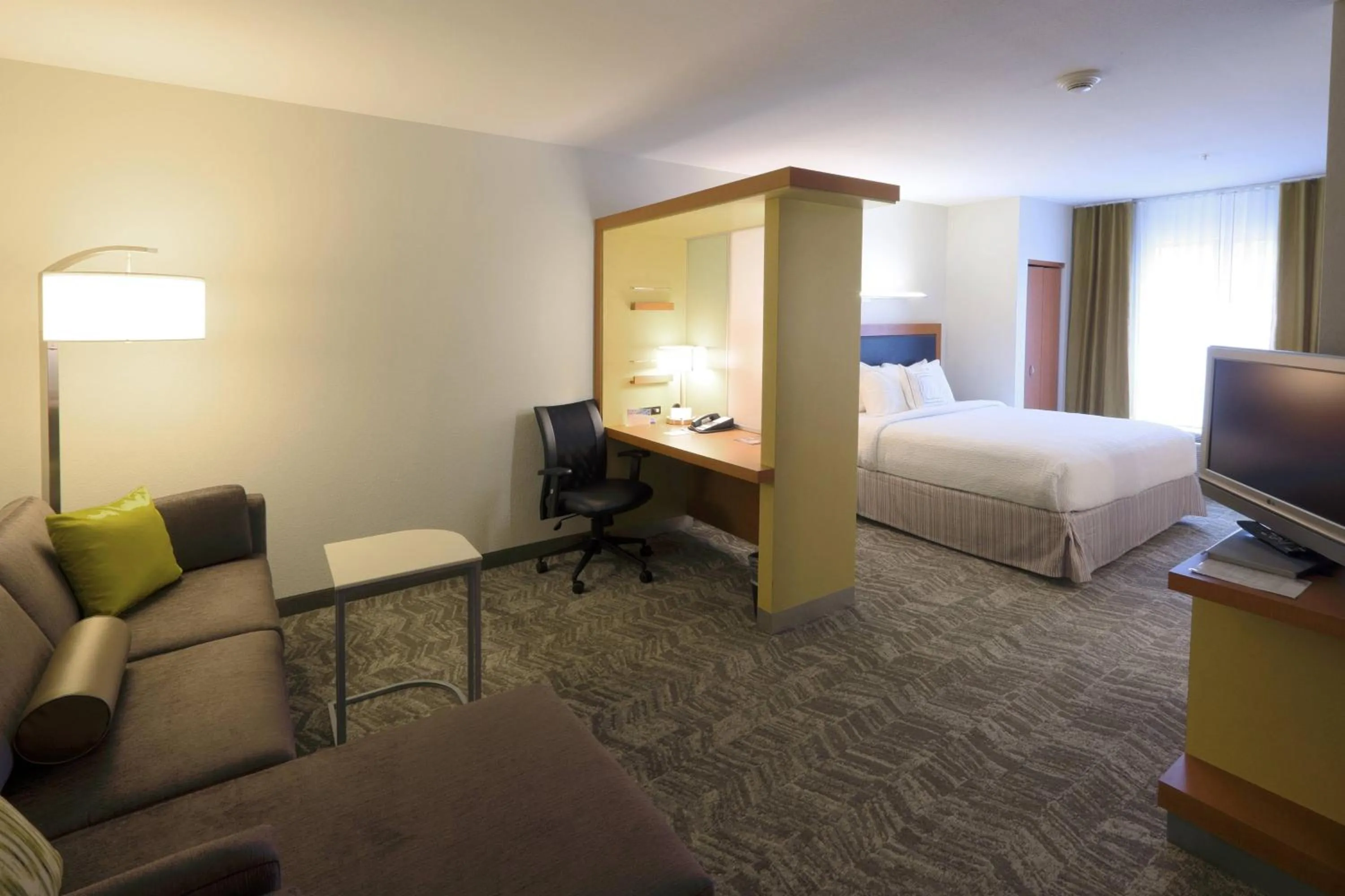 Bedroom, Bed in SpringHill Suites by Marriott Albany Latham-Colonie