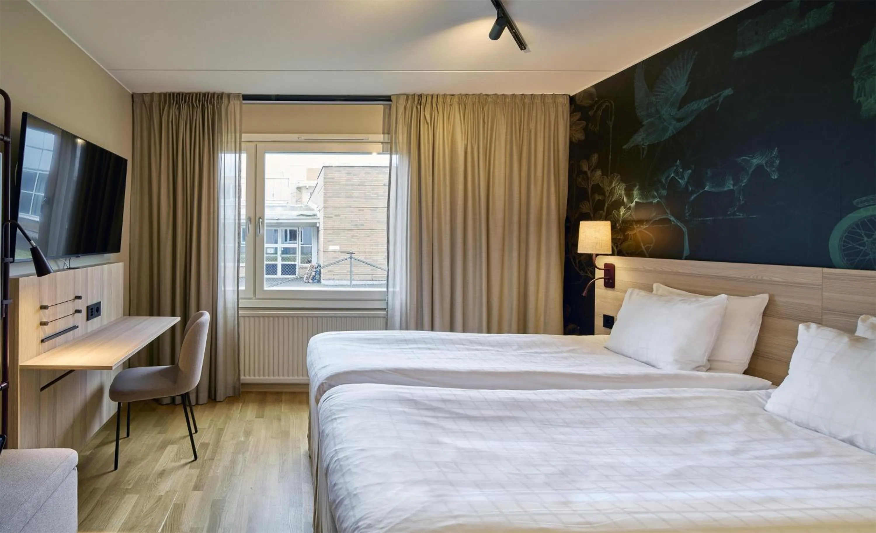 Bedroom, Bed in Scandic Elmia