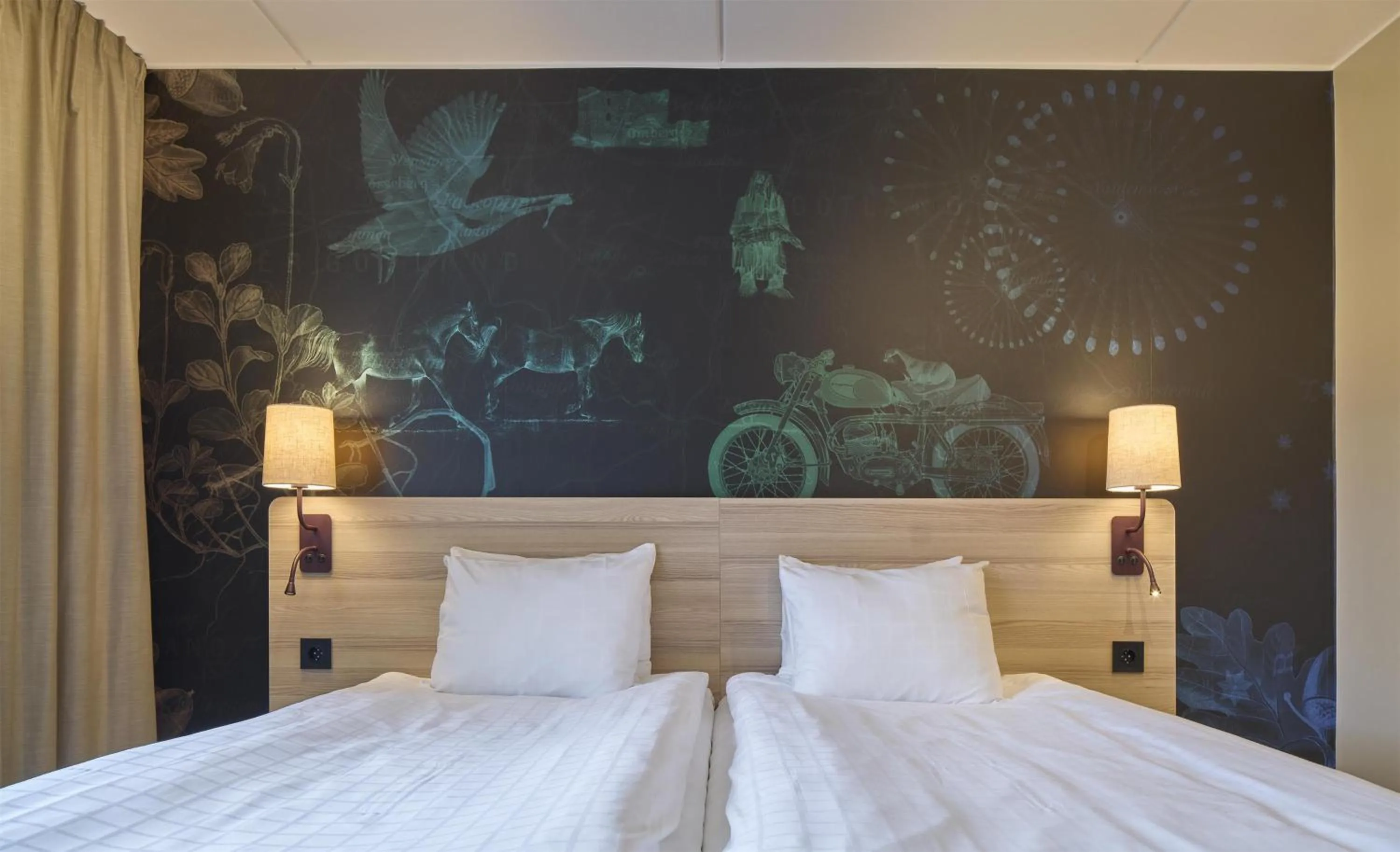 Bedroom, Bed in Scandic Elmia