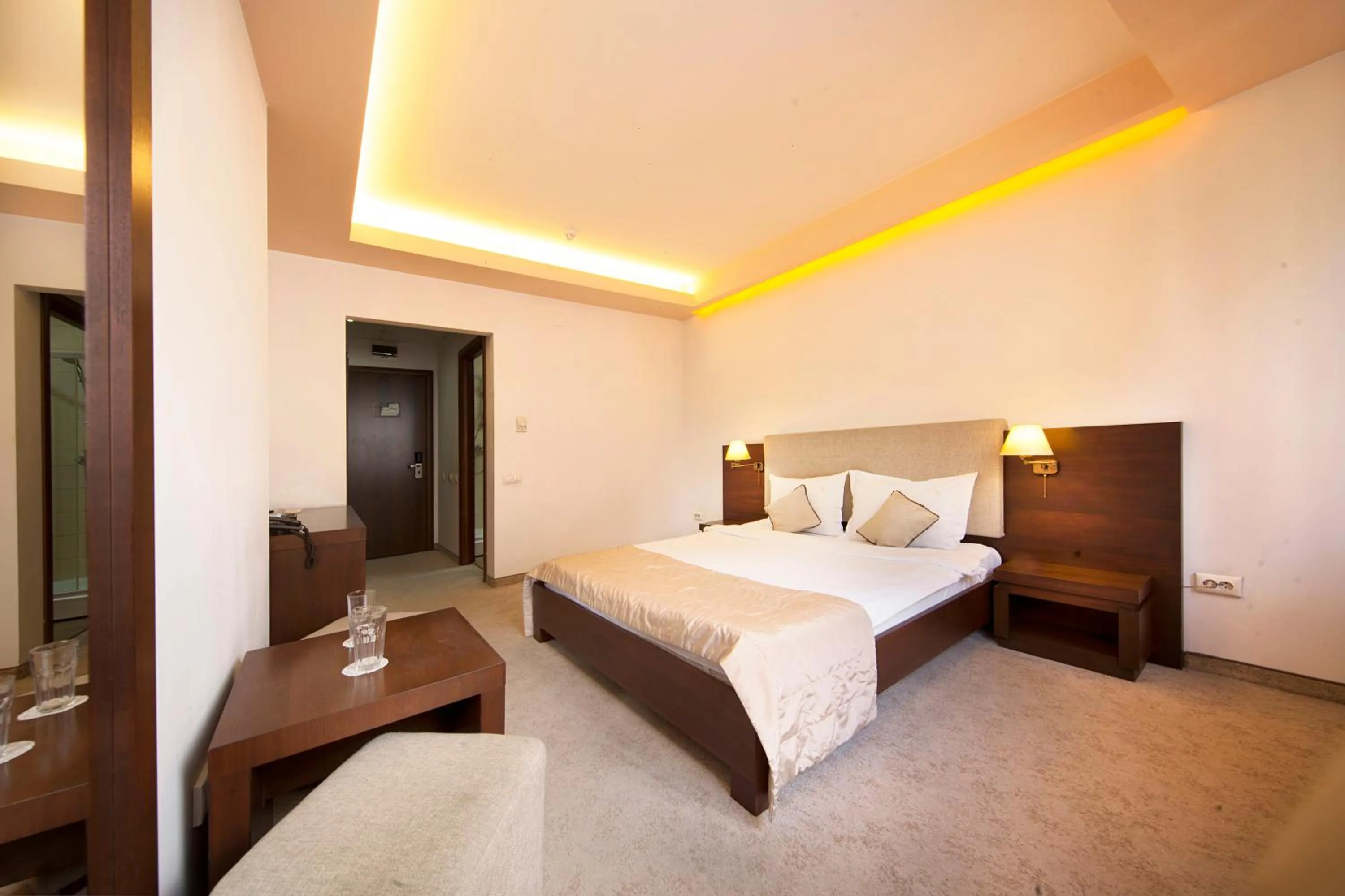 Photo of the whole room, Bed in Hotel Yesterday