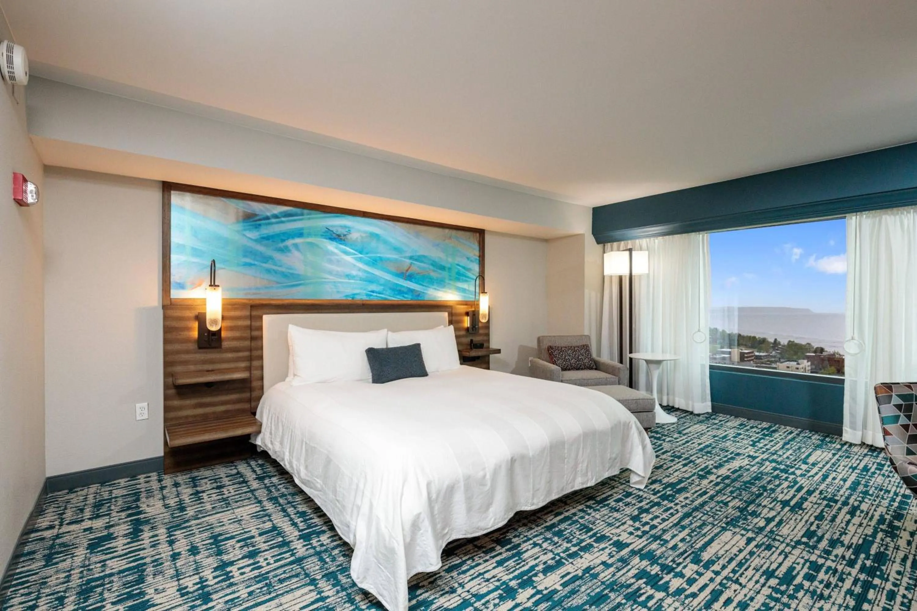 Bedroom, Bed in Marriott Anchorage Downtown