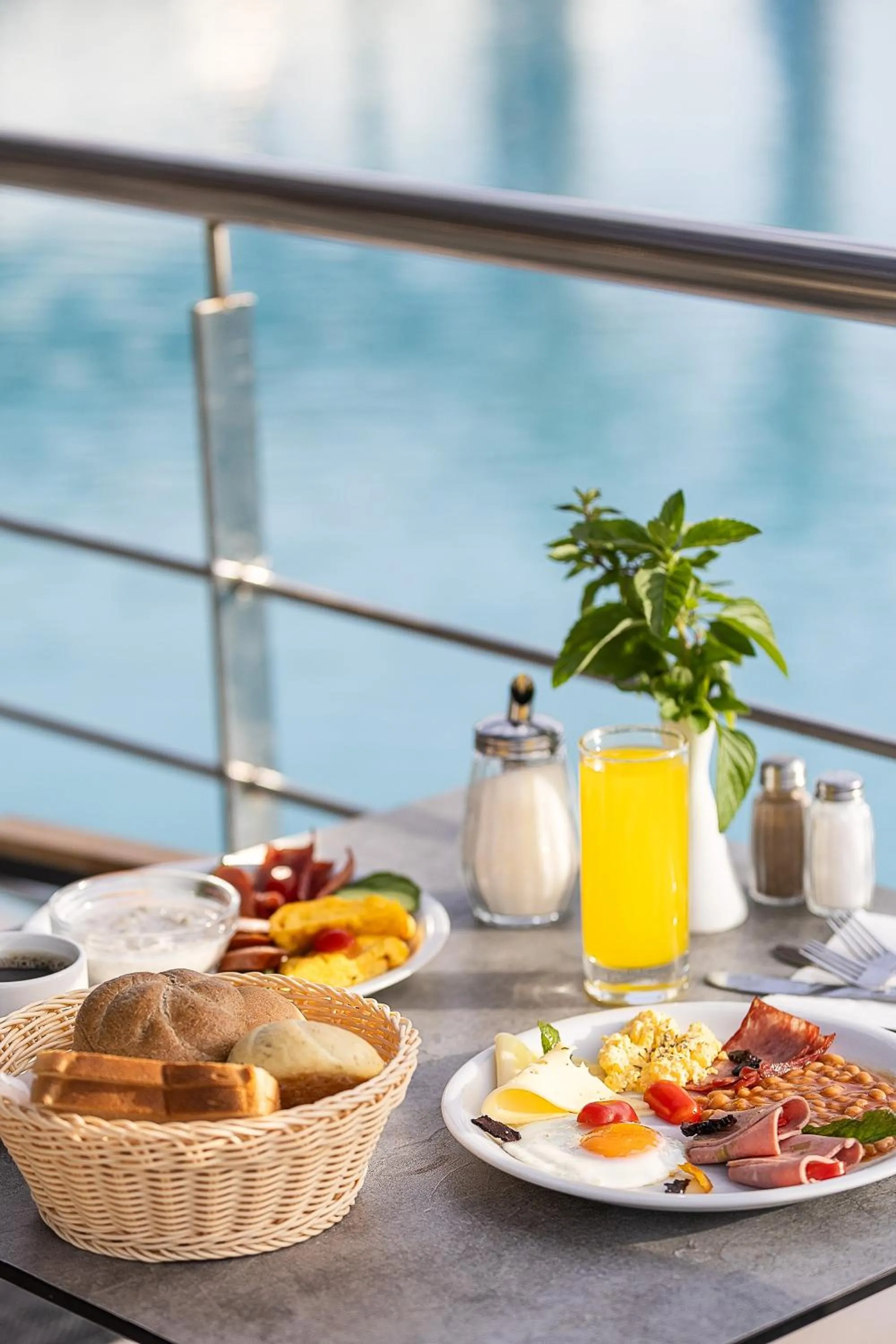 Breakfast in Rethymno Village