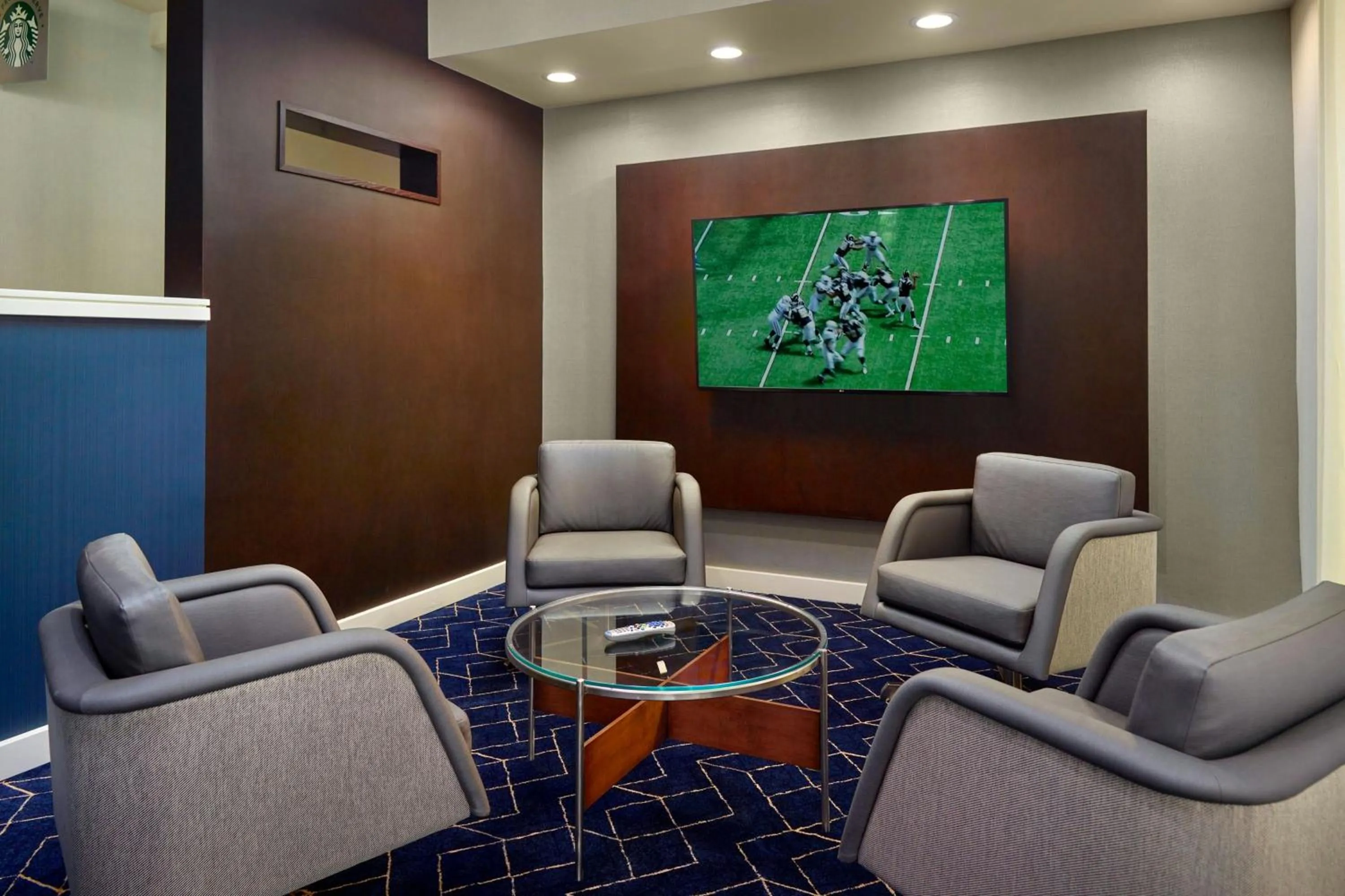 Lobby or reception in Courtyard by Marriott Atlanta Airport South/Sullivan Road