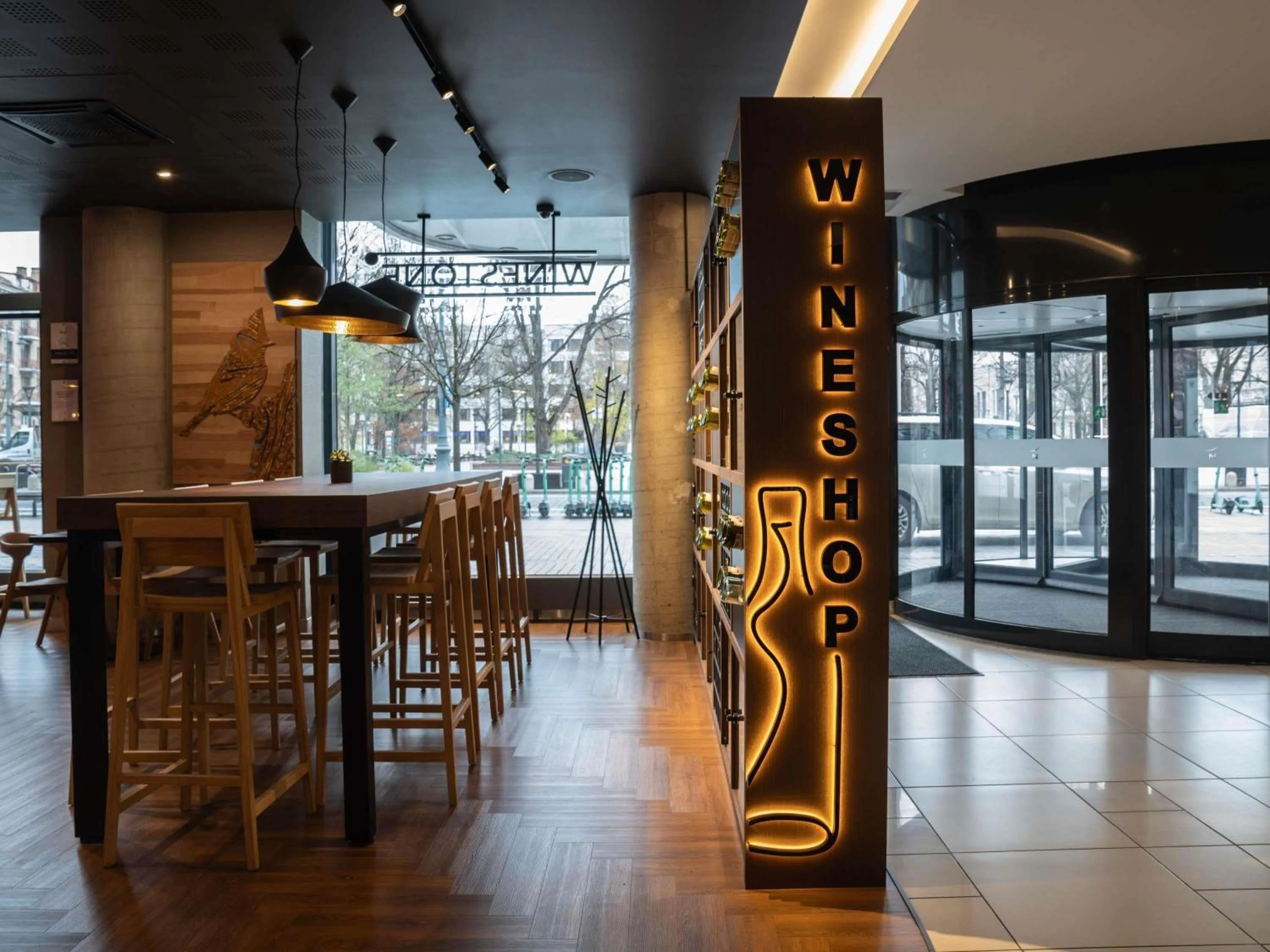 Lounge or bar in Novotel Vilnius Centre