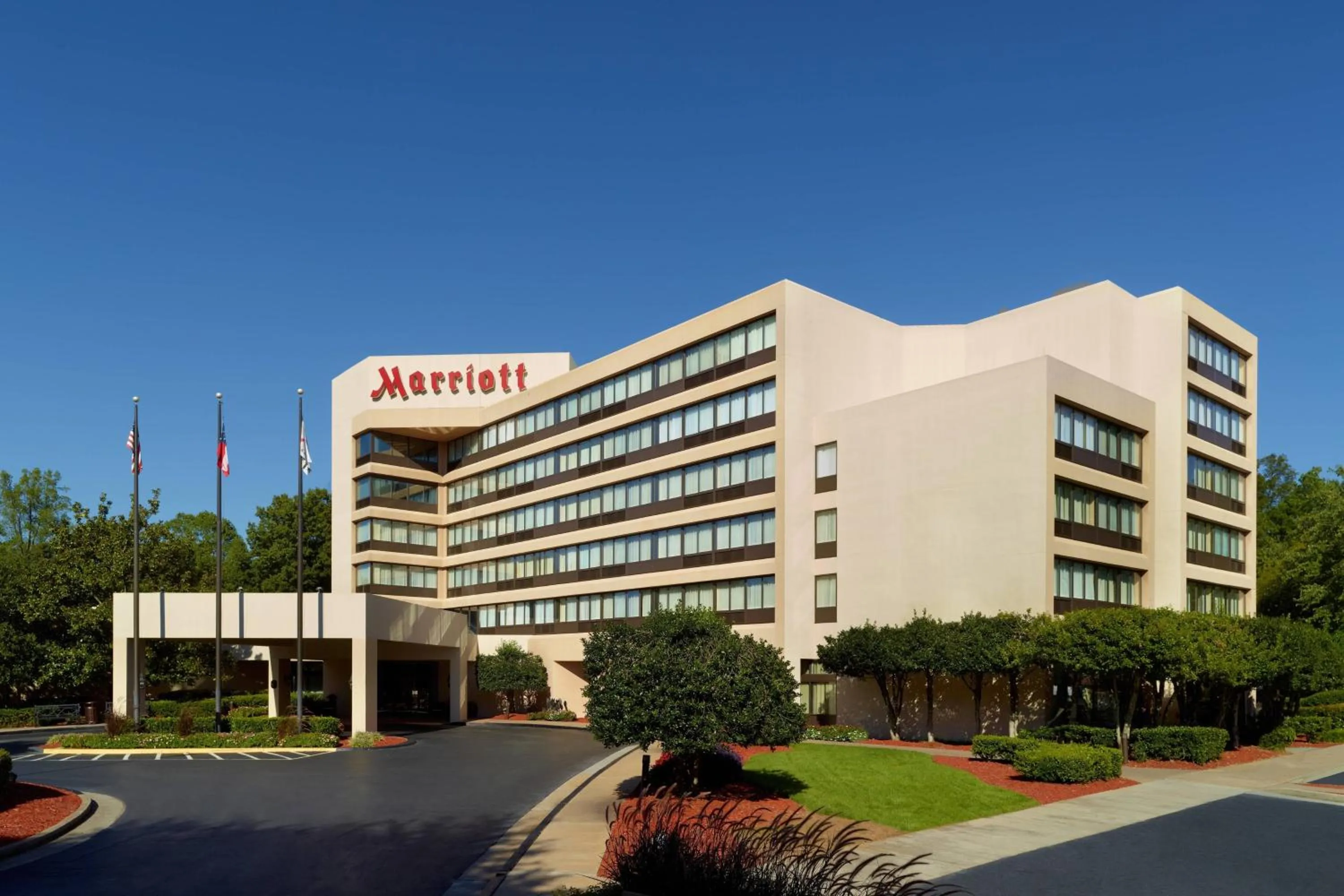 Property building in Atlanta Marriott Peachtree Corners