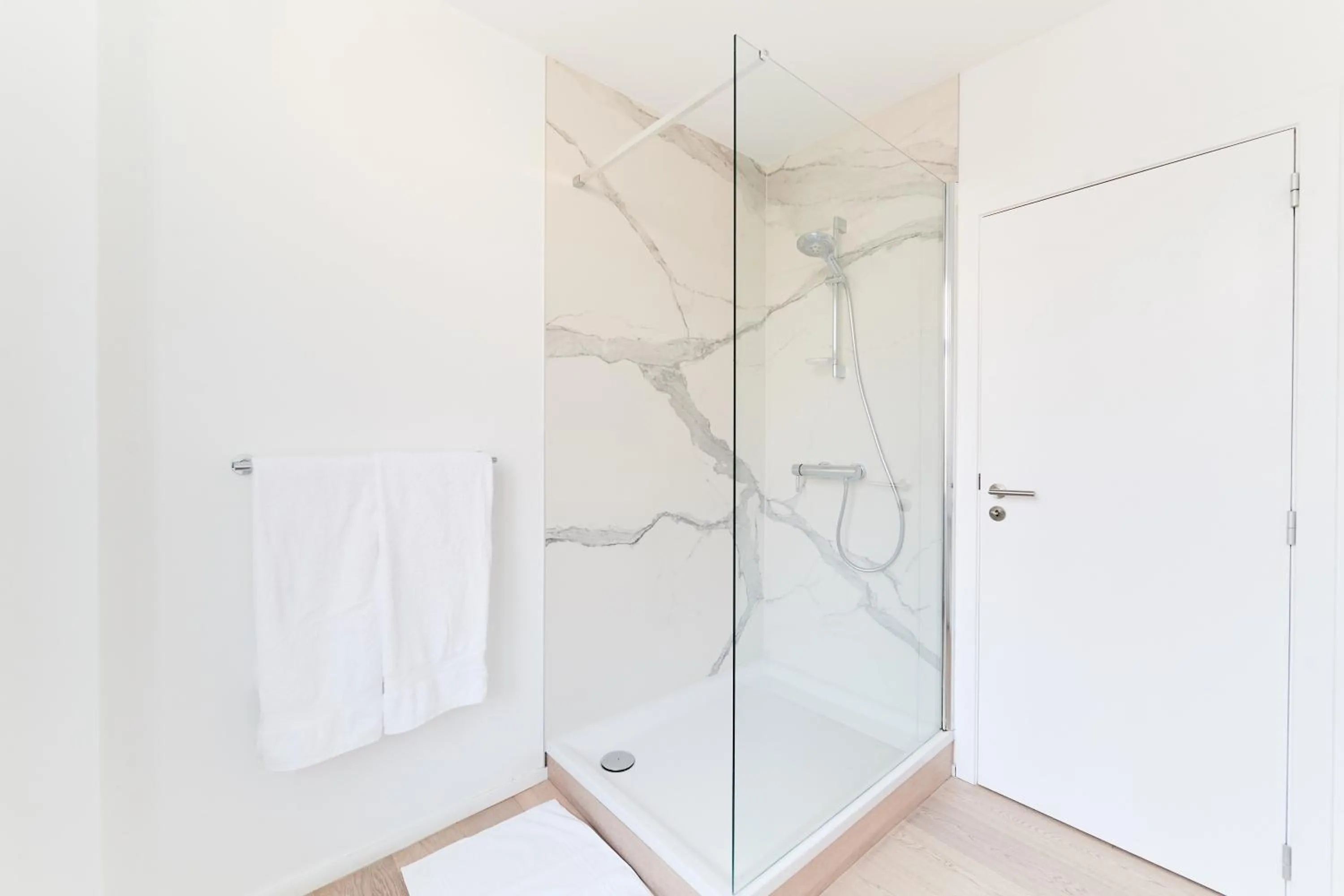 Bathroom in B&B X2Brussels