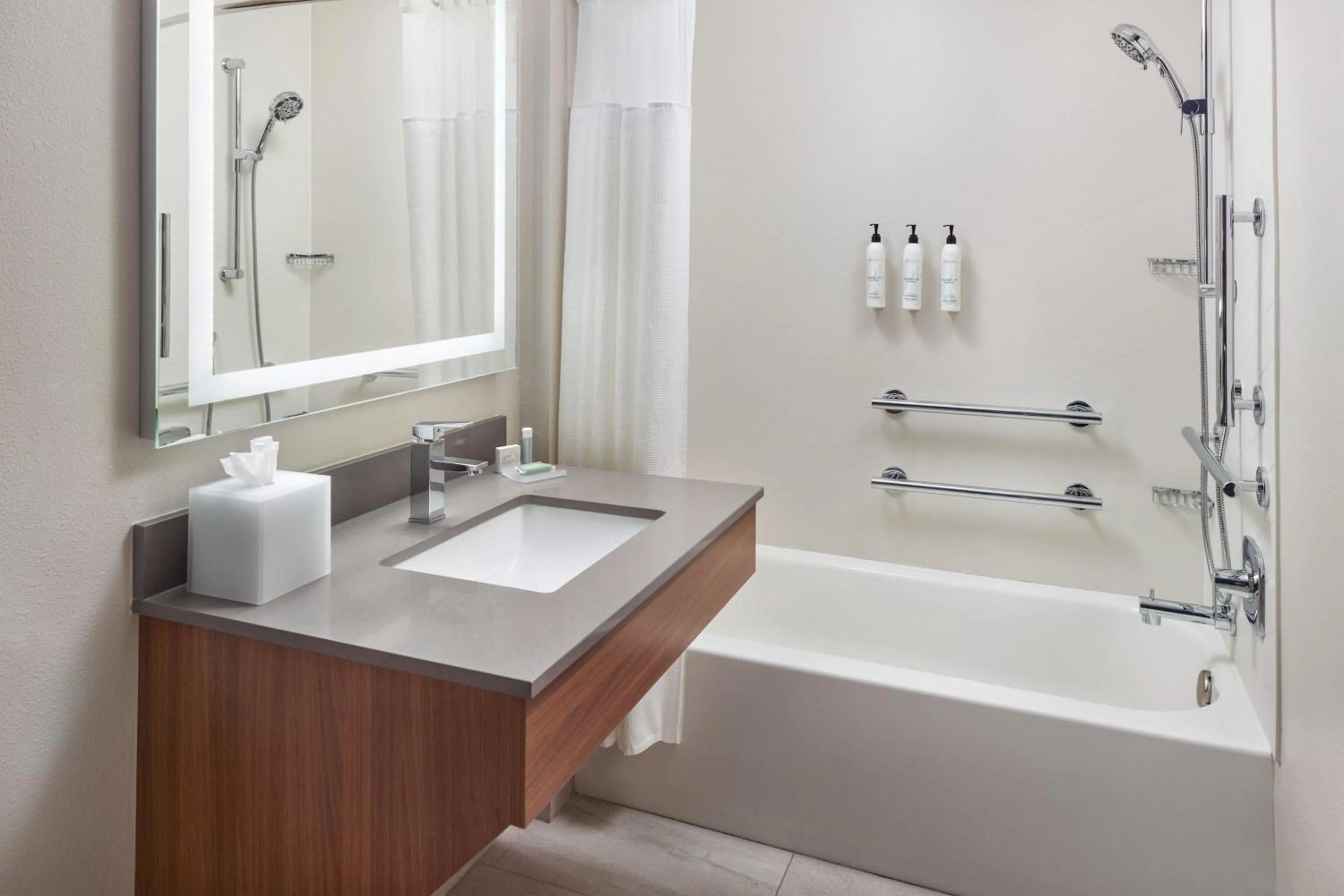 Bathroom in Fairfield Inn & Suites Atlanta McDonough