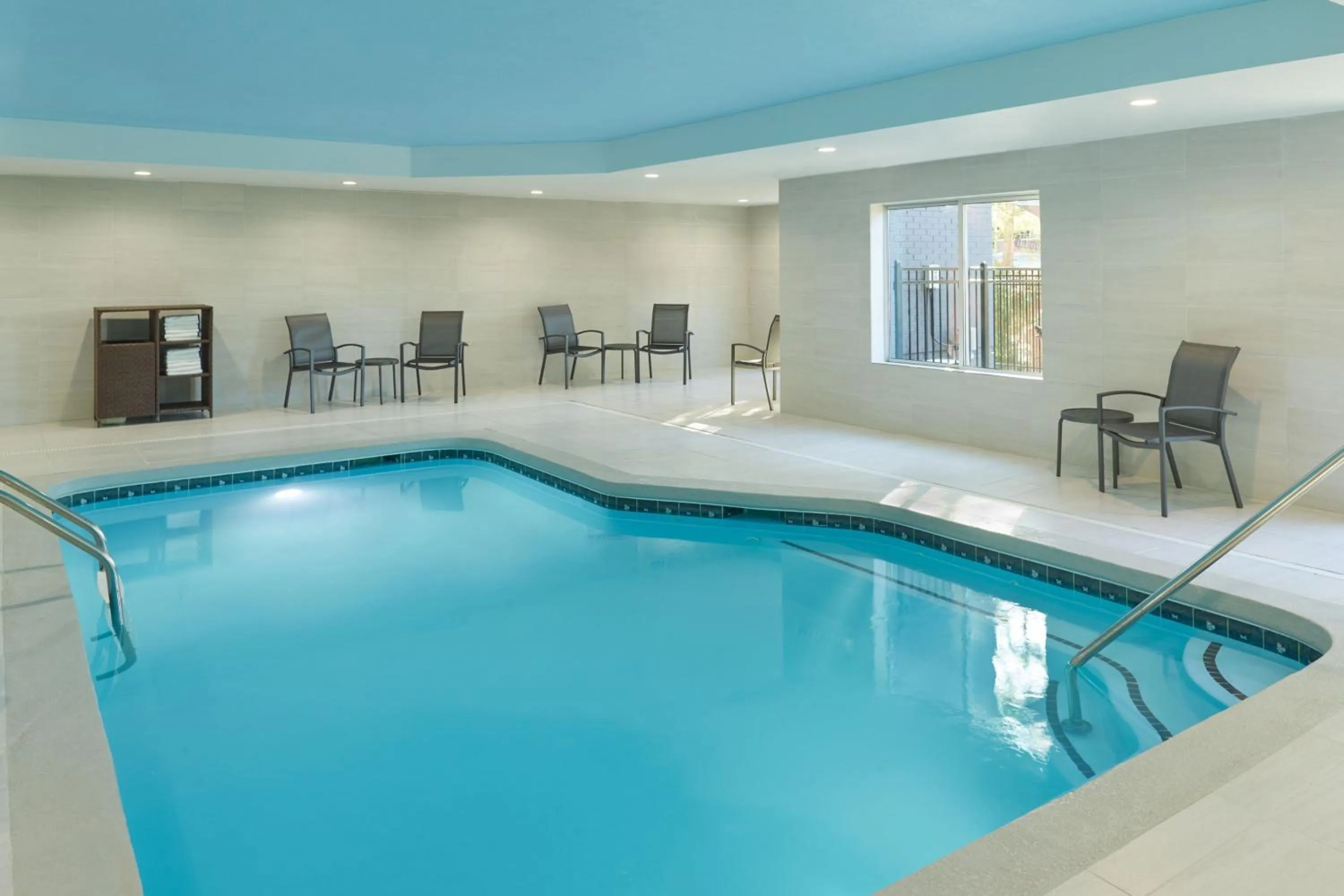 Swimming pool in Fairfield Inn & Suites Atlanta McDonough