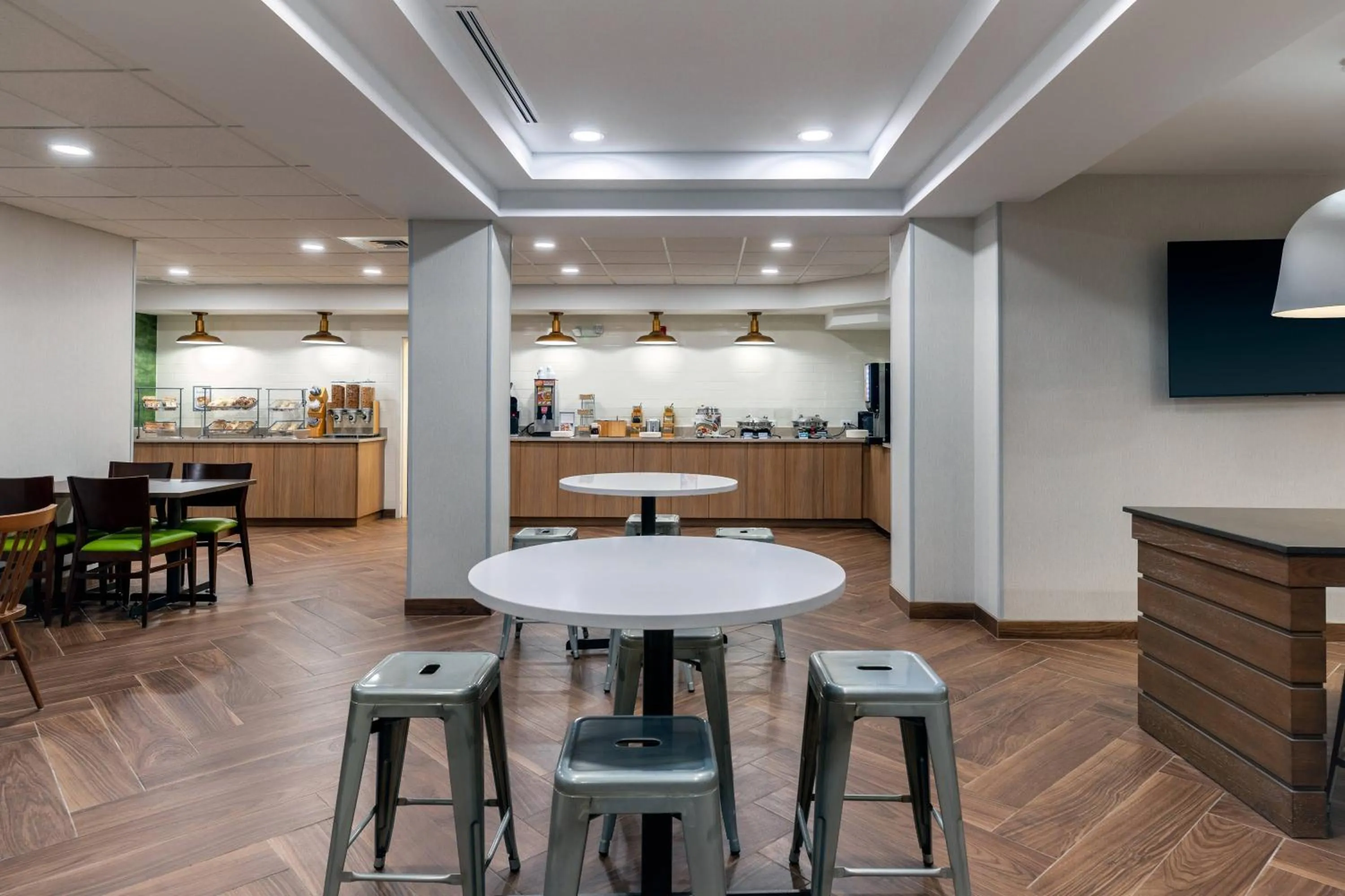 Breakfast in Fairfield Inn & Suites by Marriott Atlanta Stonecrest