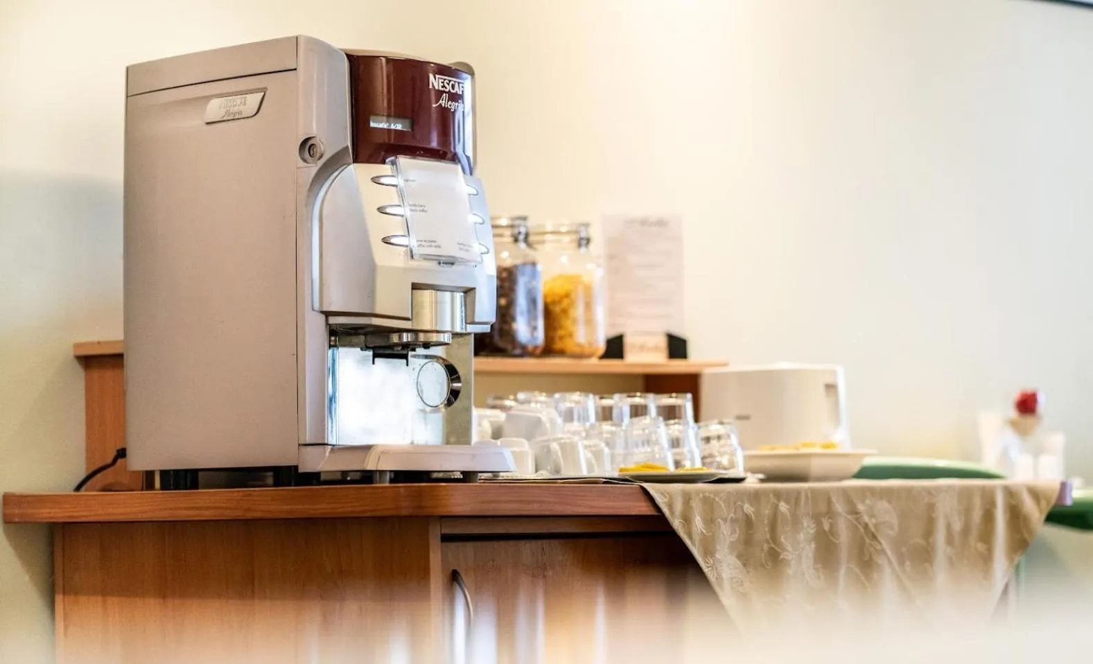 Breakfast in ARIBĖ Hotel Klaipėda, Free parking