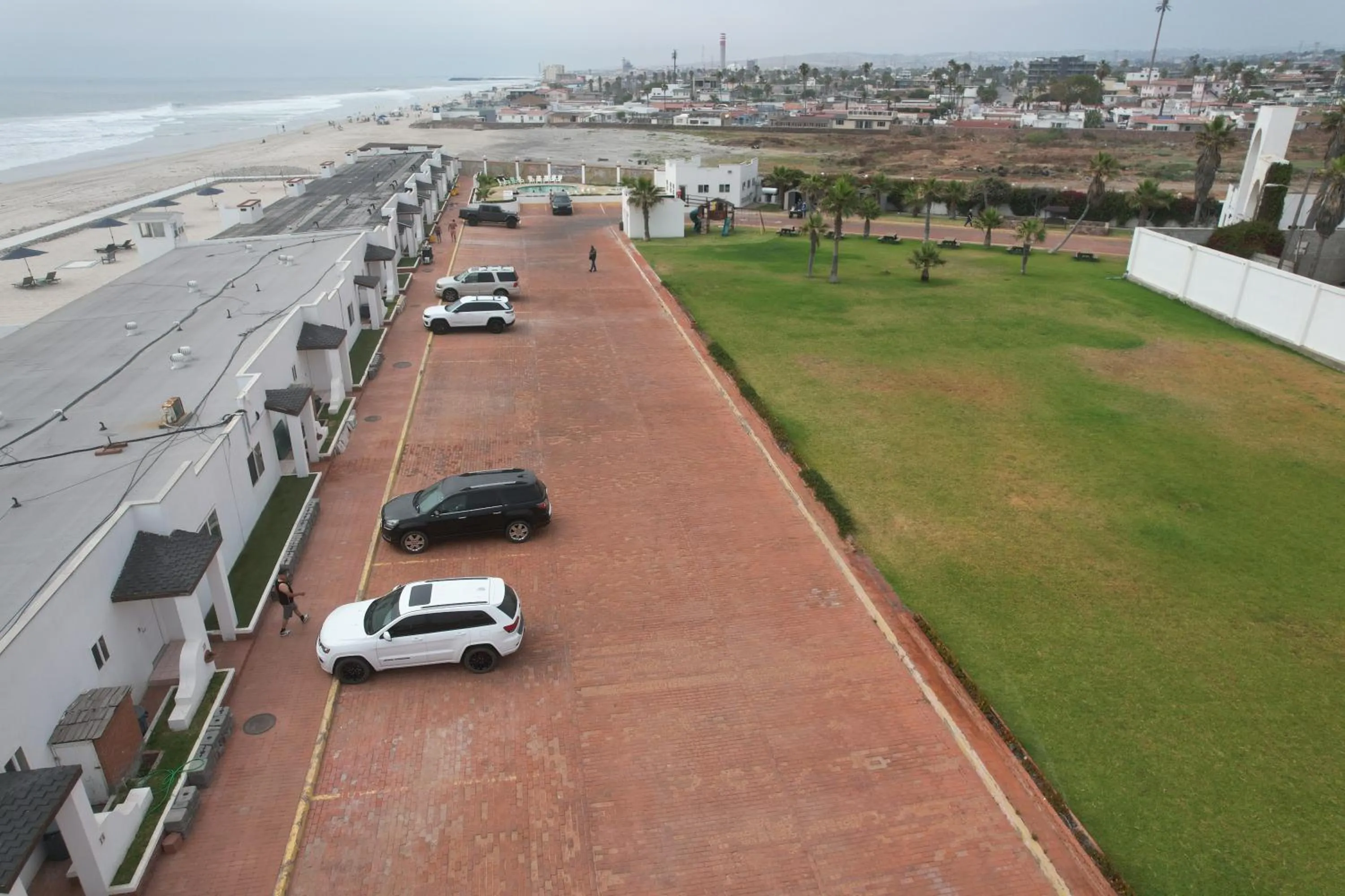 Parking in Quinta Pacifica Beachfront Villas