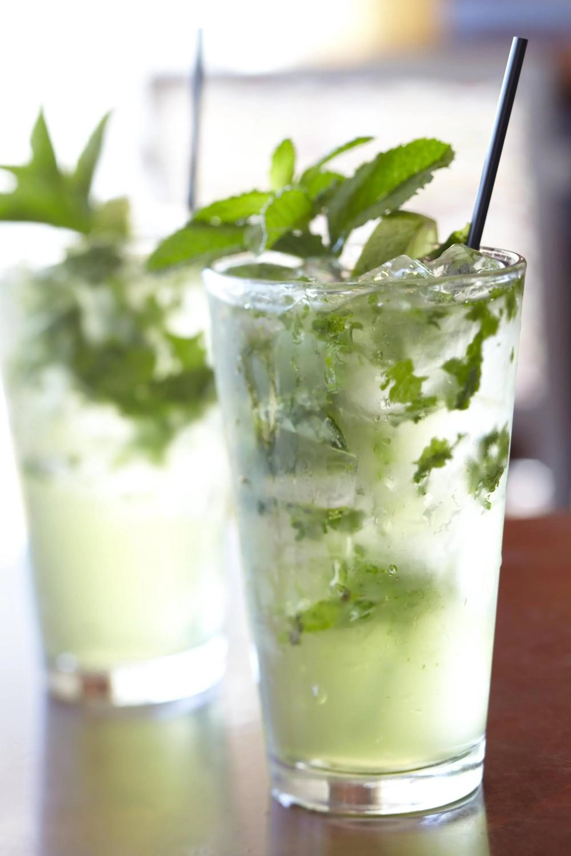 Restaurant/places to eat in Renaissance Concourse Atlanta Airport Hotel