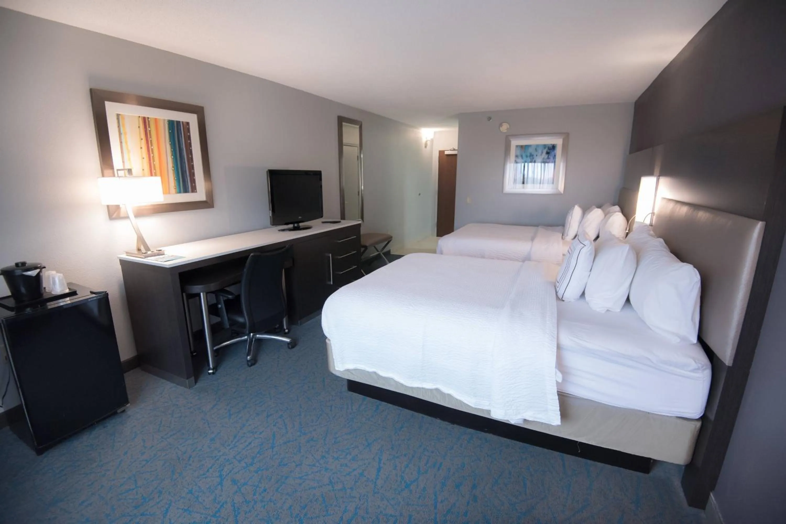 Bedroom, Bed in Fairfield Inn & Suites Atlanta Airport North