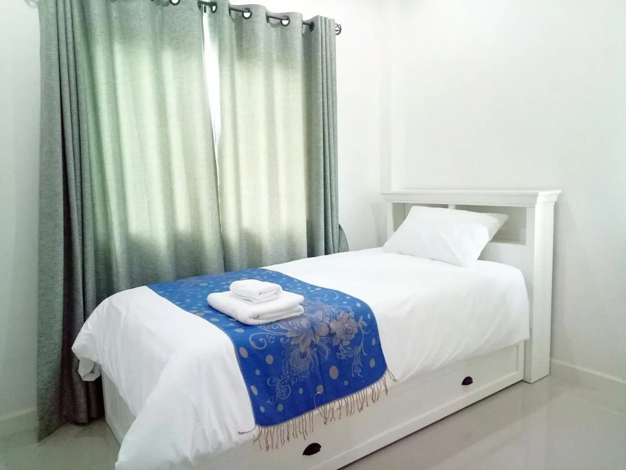 Bed in Baan Rabiengkao Hua Hin
