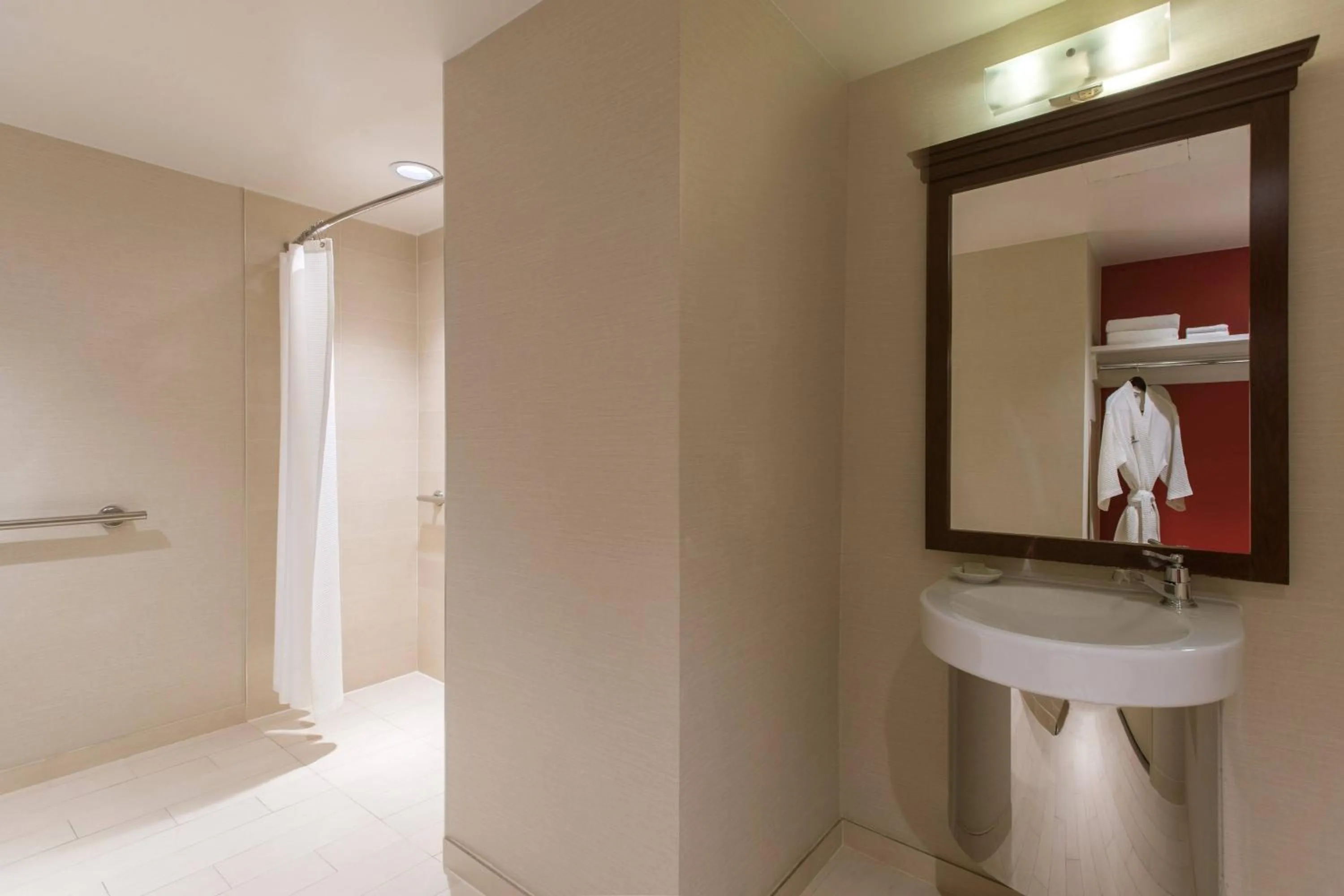 Bathroom in Renaissance Austin Hotel