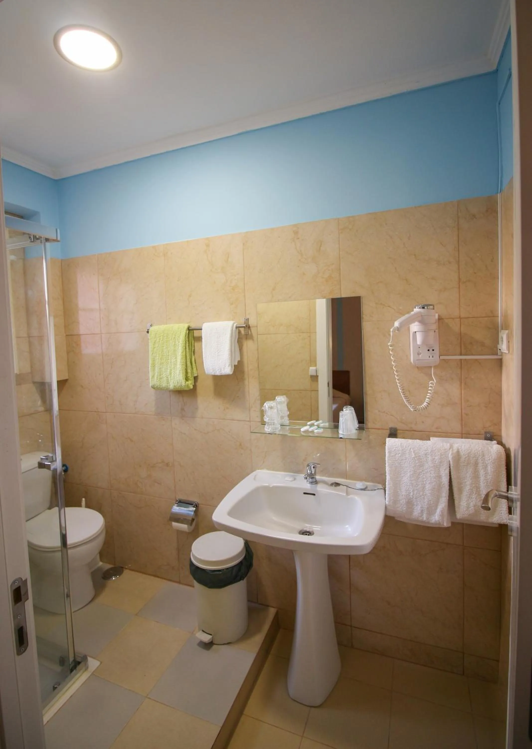 Bathroom in Residencial Lord