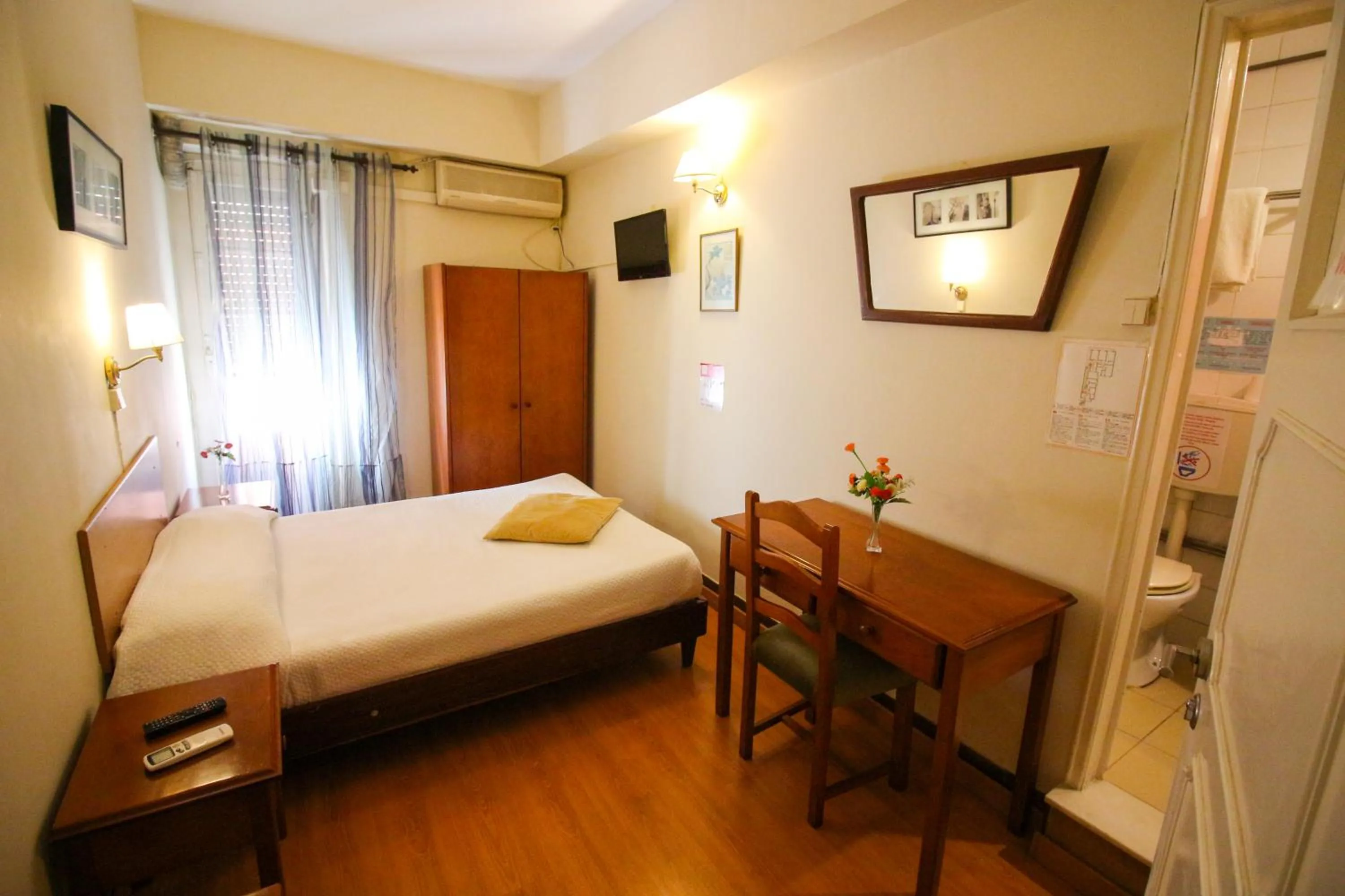 Bed in Residencial Lord