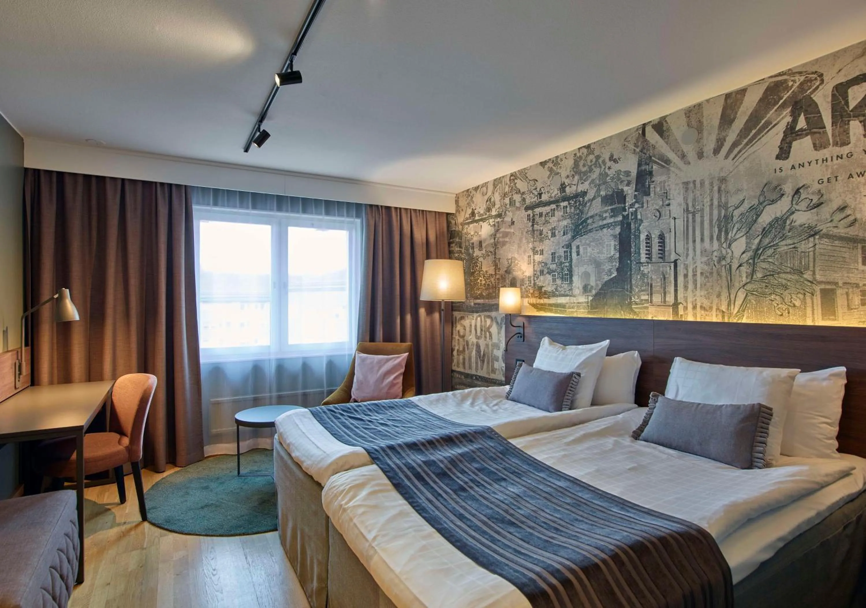 Bedroom, Bed in Scandic Grand Hotel