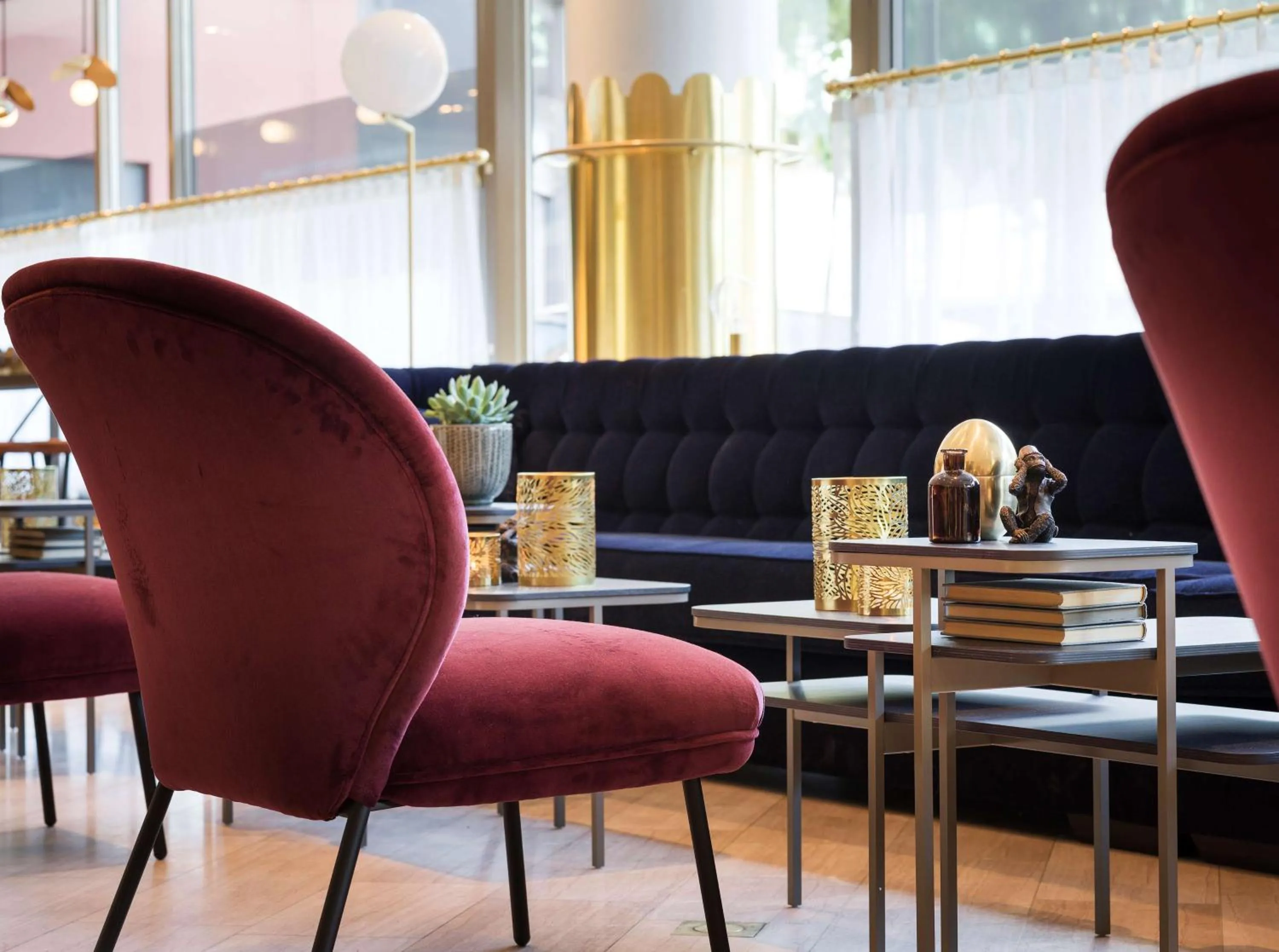 Lobby or reception in Scandic Grand Hotel