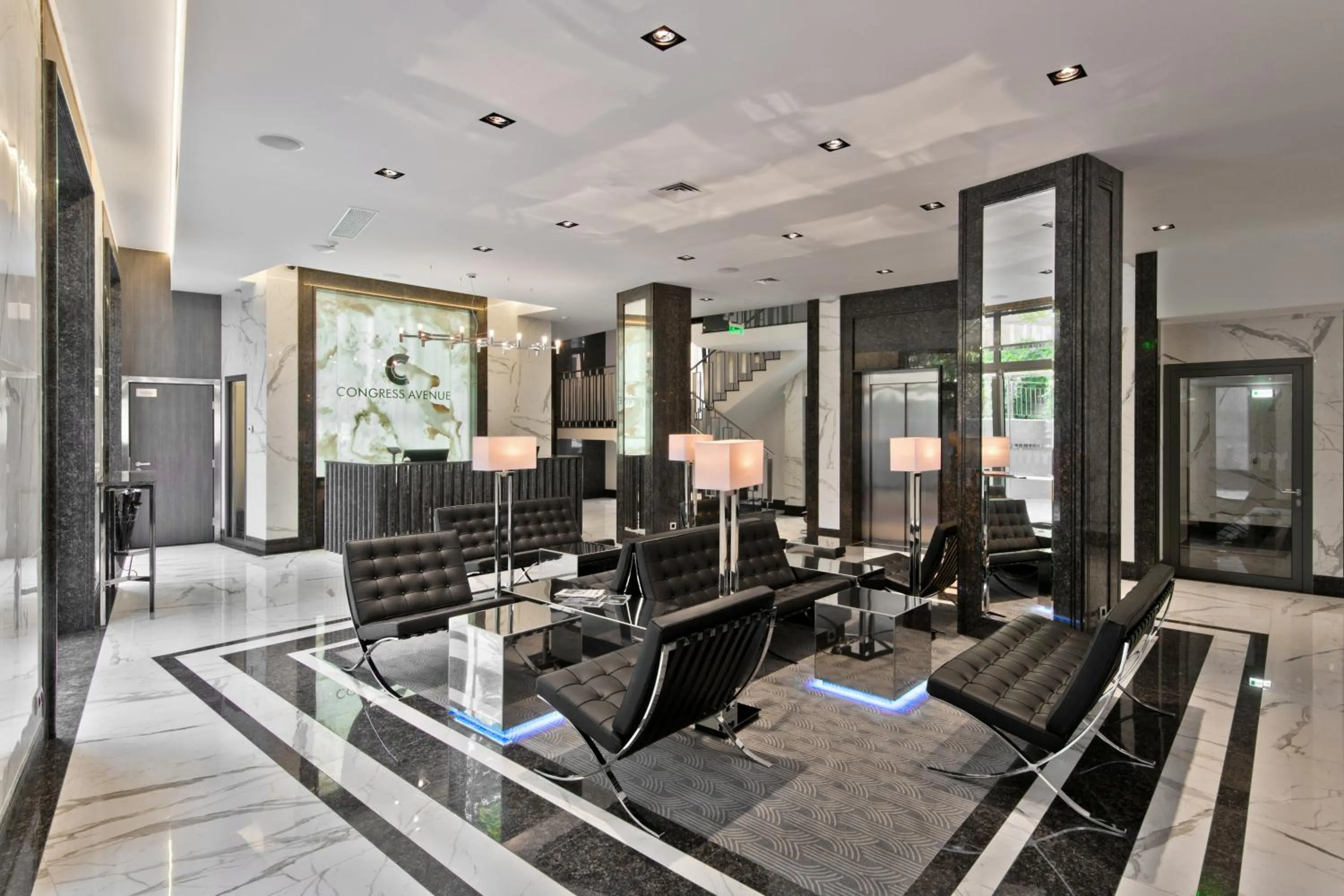 Lobby or reception in Congress Avenue Hotel