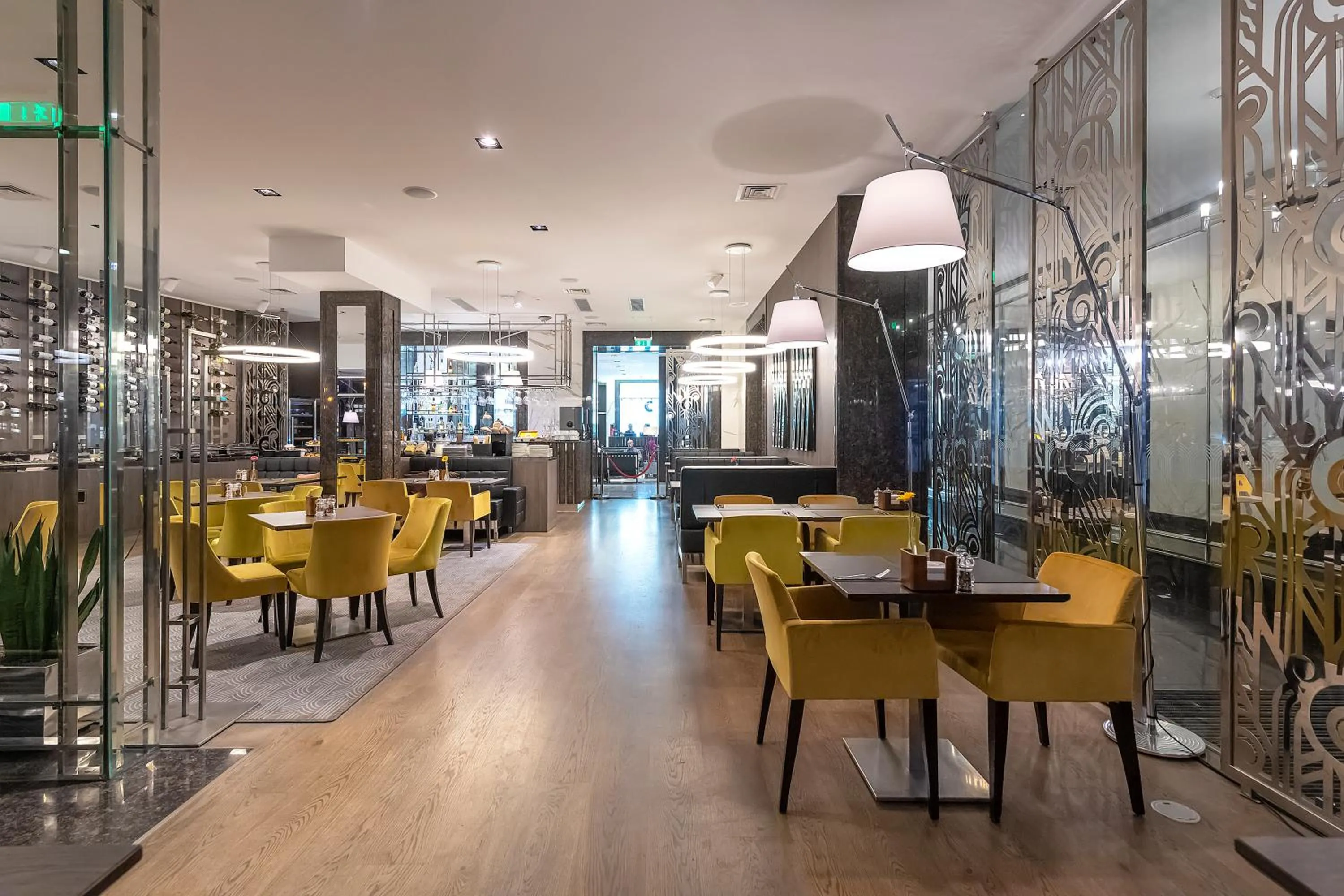 Restaurant/places to eat in Congress Avenue Hotel