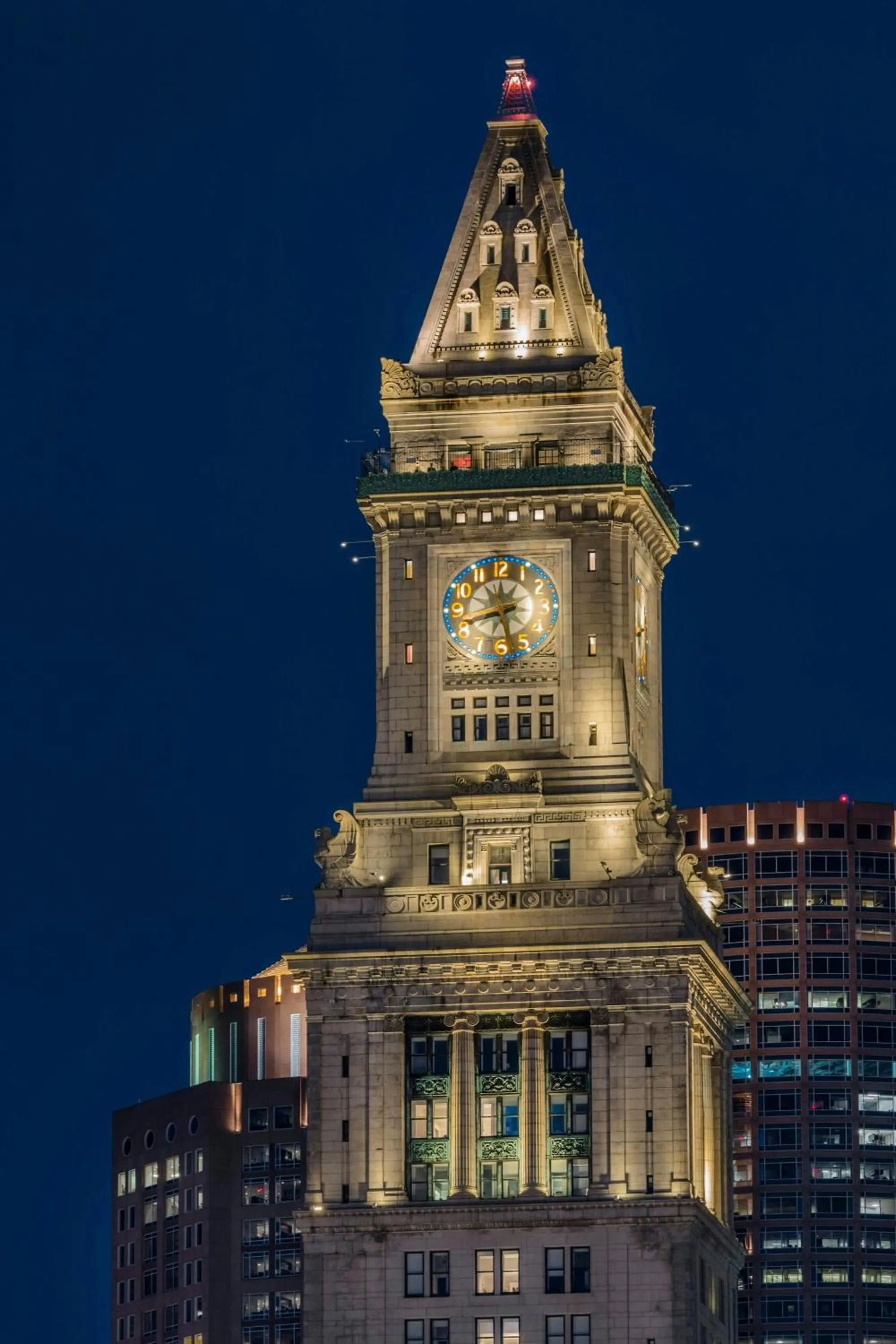 Property building in Marriott Vacation Club® at Custom House, Boston  
