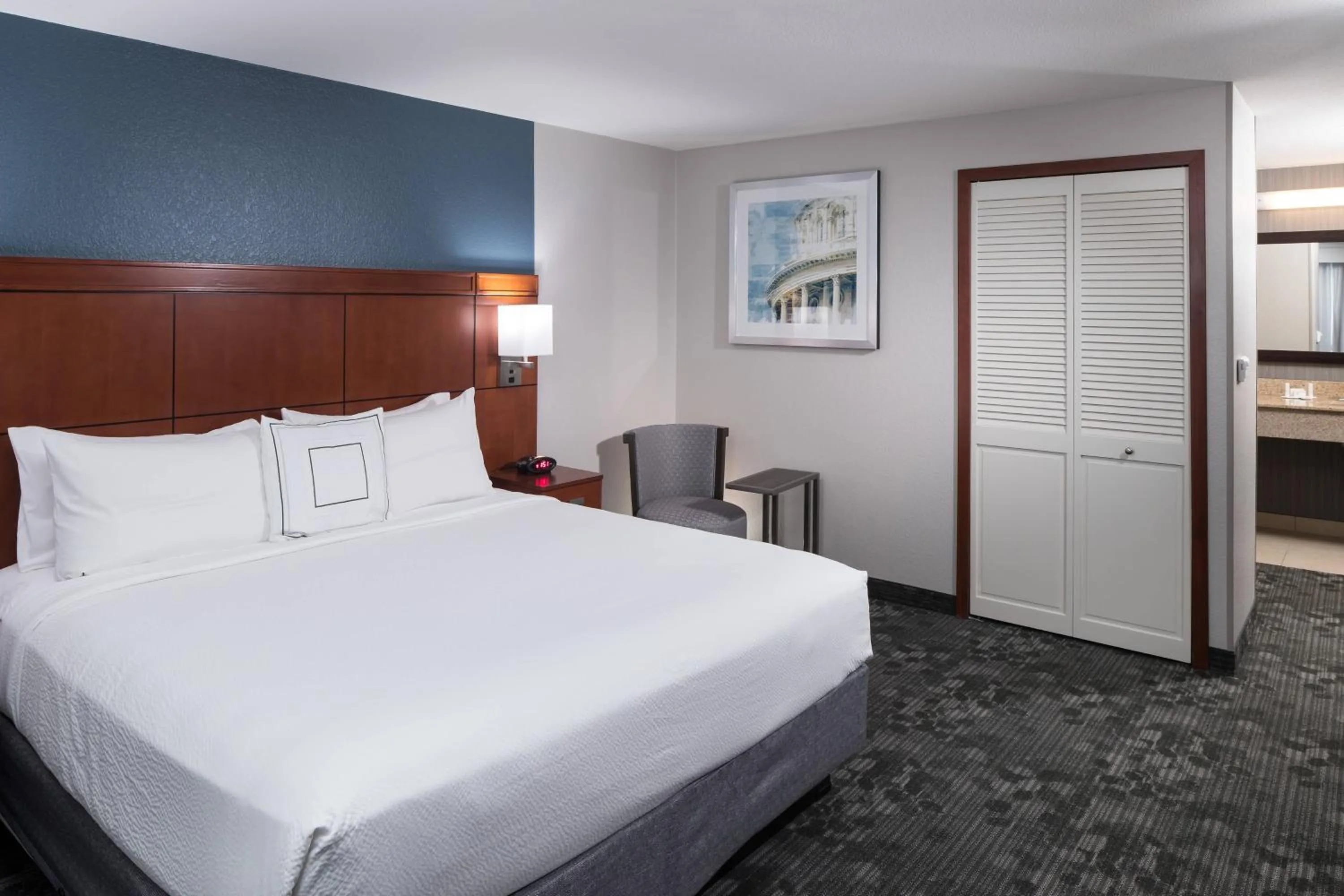Bedroom, Bed in Courtyard by Marriott Austin Parmer Tech Ridge