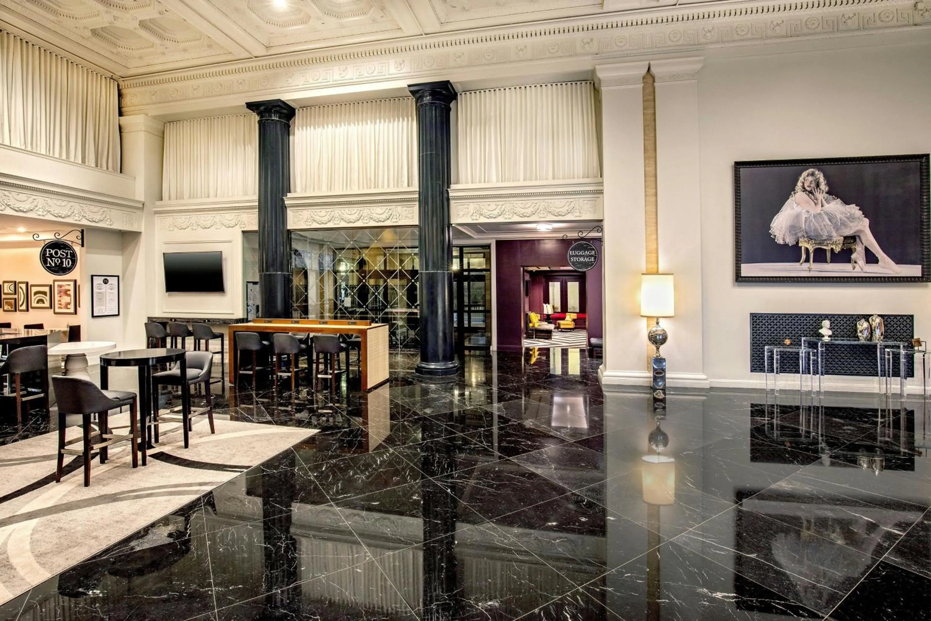 Lobby or reception in Courtyard by Marriott Boston Downtown
