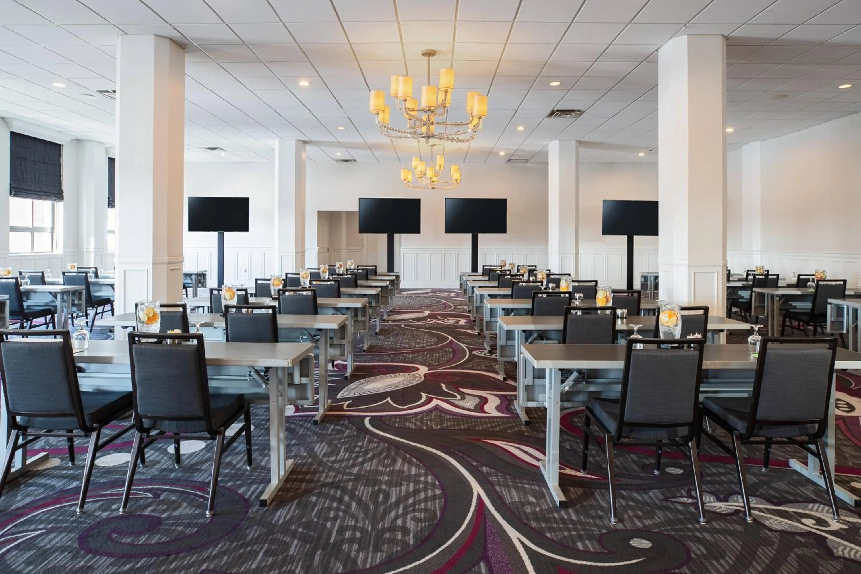 Meeting/conference room in Courtyard by Marriott Boston Downtown