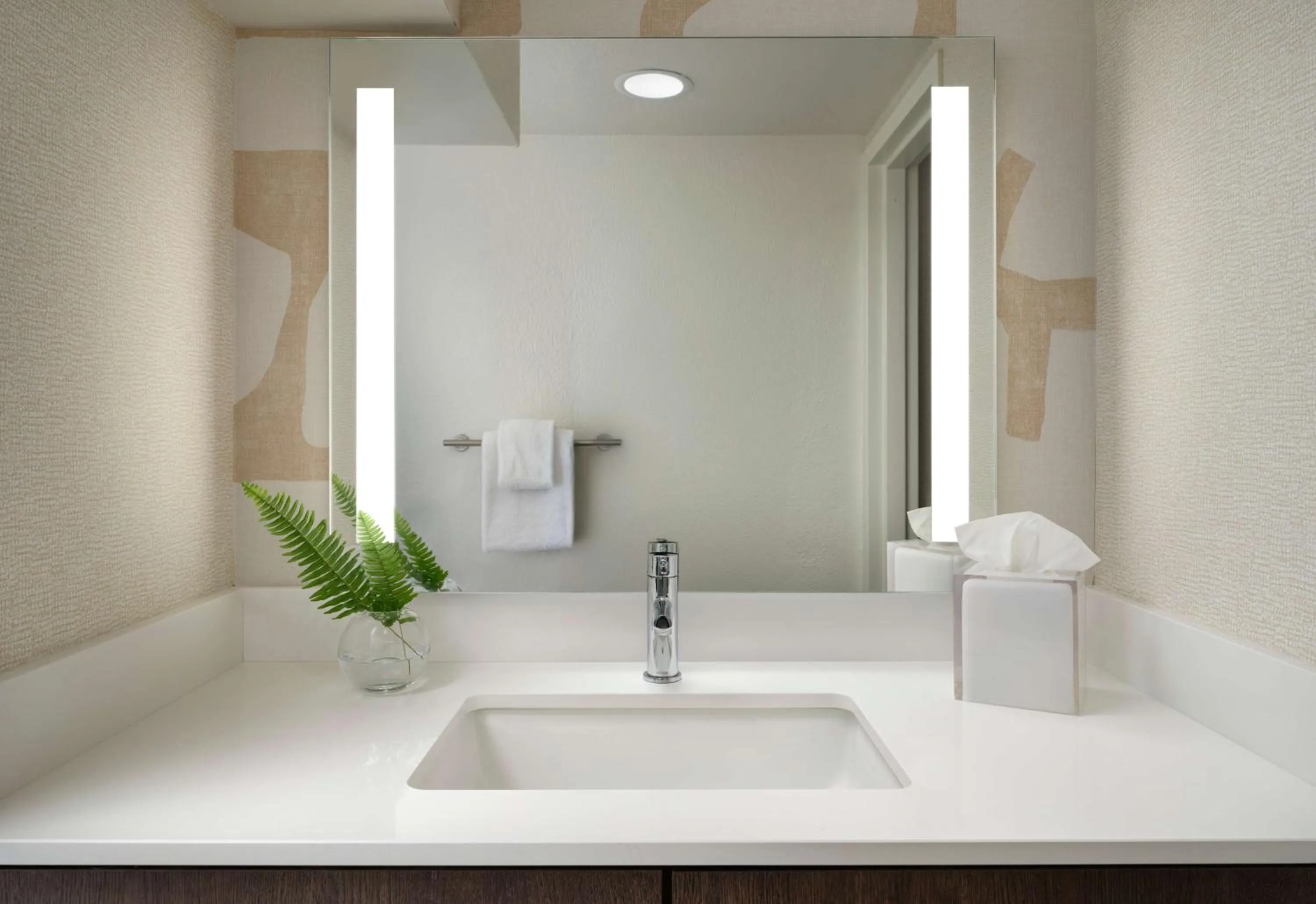 Bathroom in Sonesta ES Suites Chicago Downtown Magnificent Mile Medical