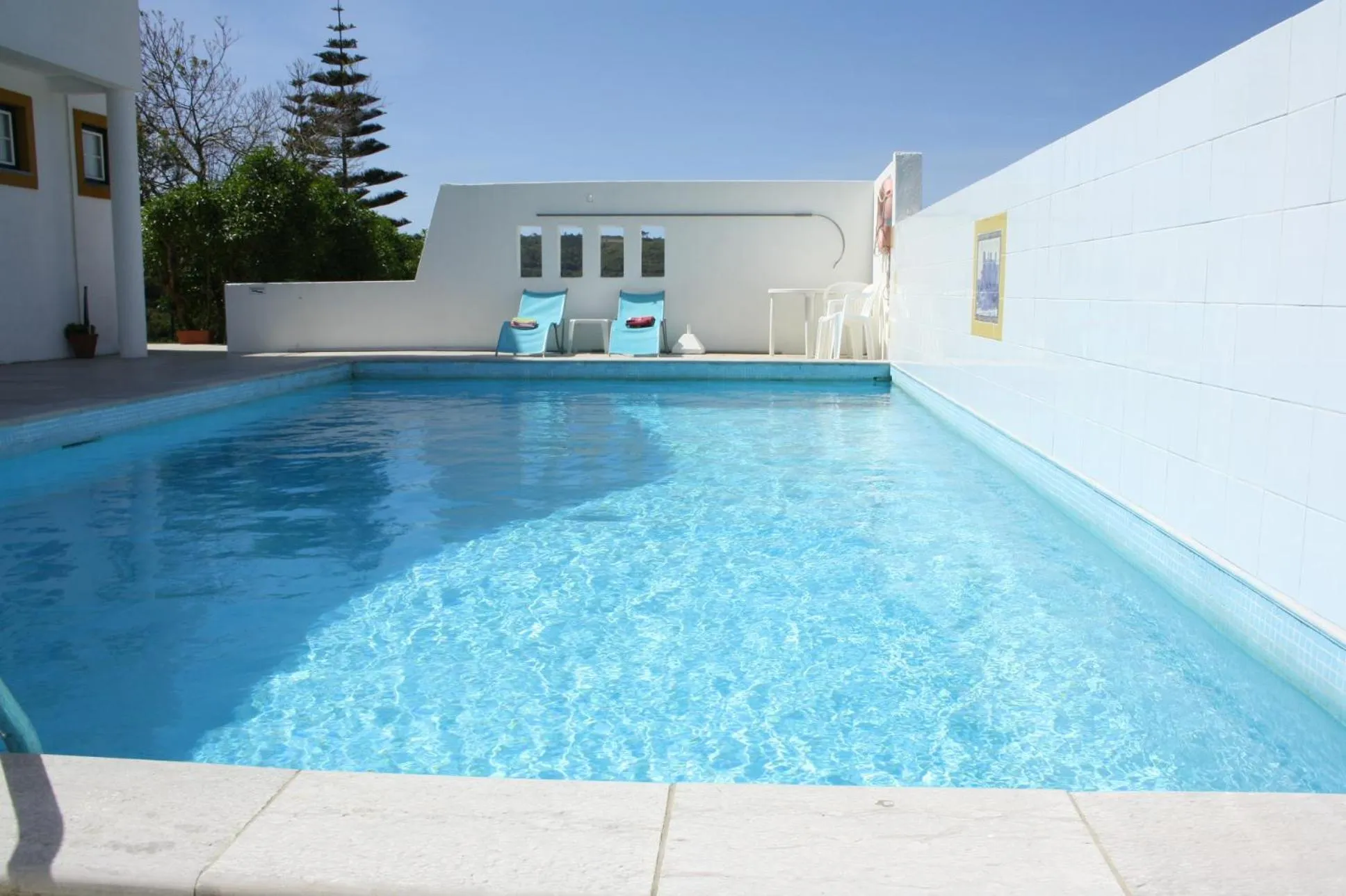 Swimming pool in Hotel Louro
