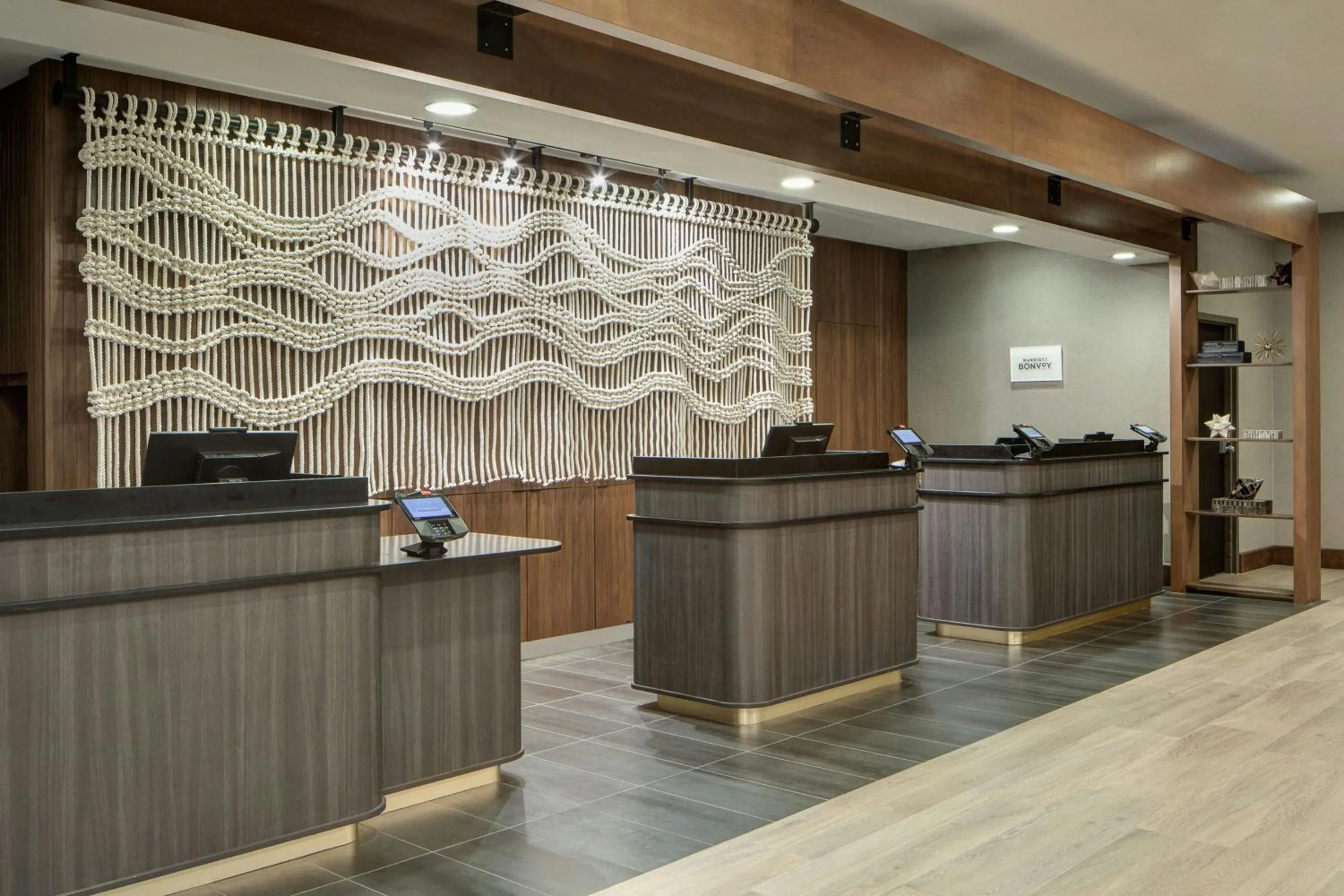 Lobby or reception in Courtyard by Marriott Chicago Downtown/River North