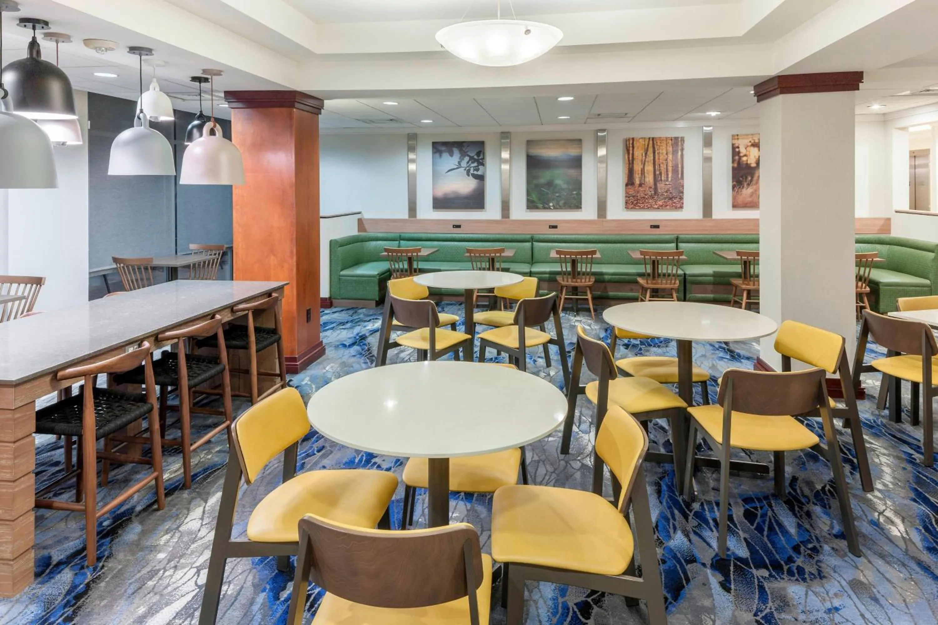 Restaurant/places to eat in Fairfield Inn & Suites by Marriott Austin Parmer Tech Ridge