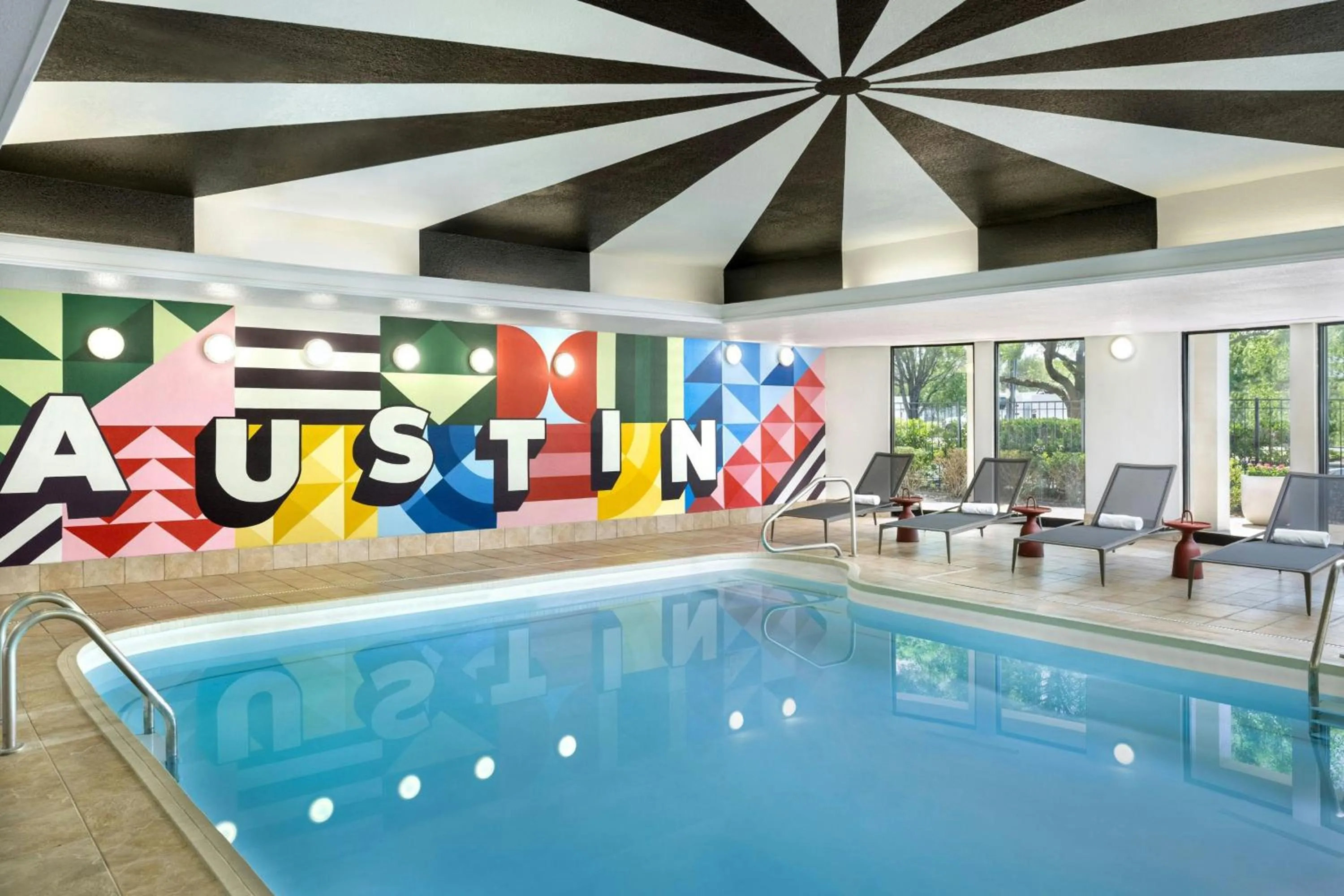 Swimming pool in Courtyard Austin South