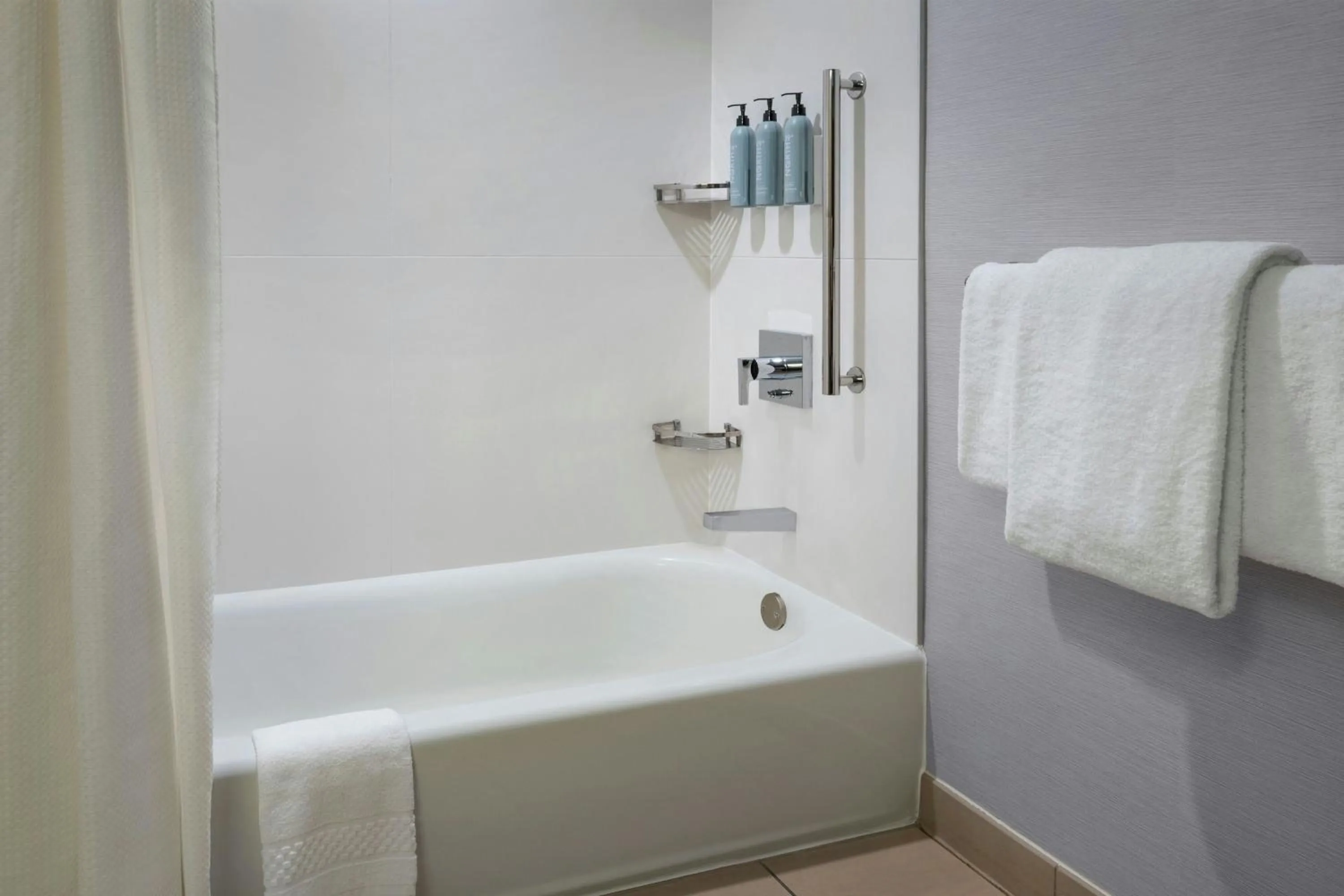 Bathroom in Courtyard by Marriott Paramus