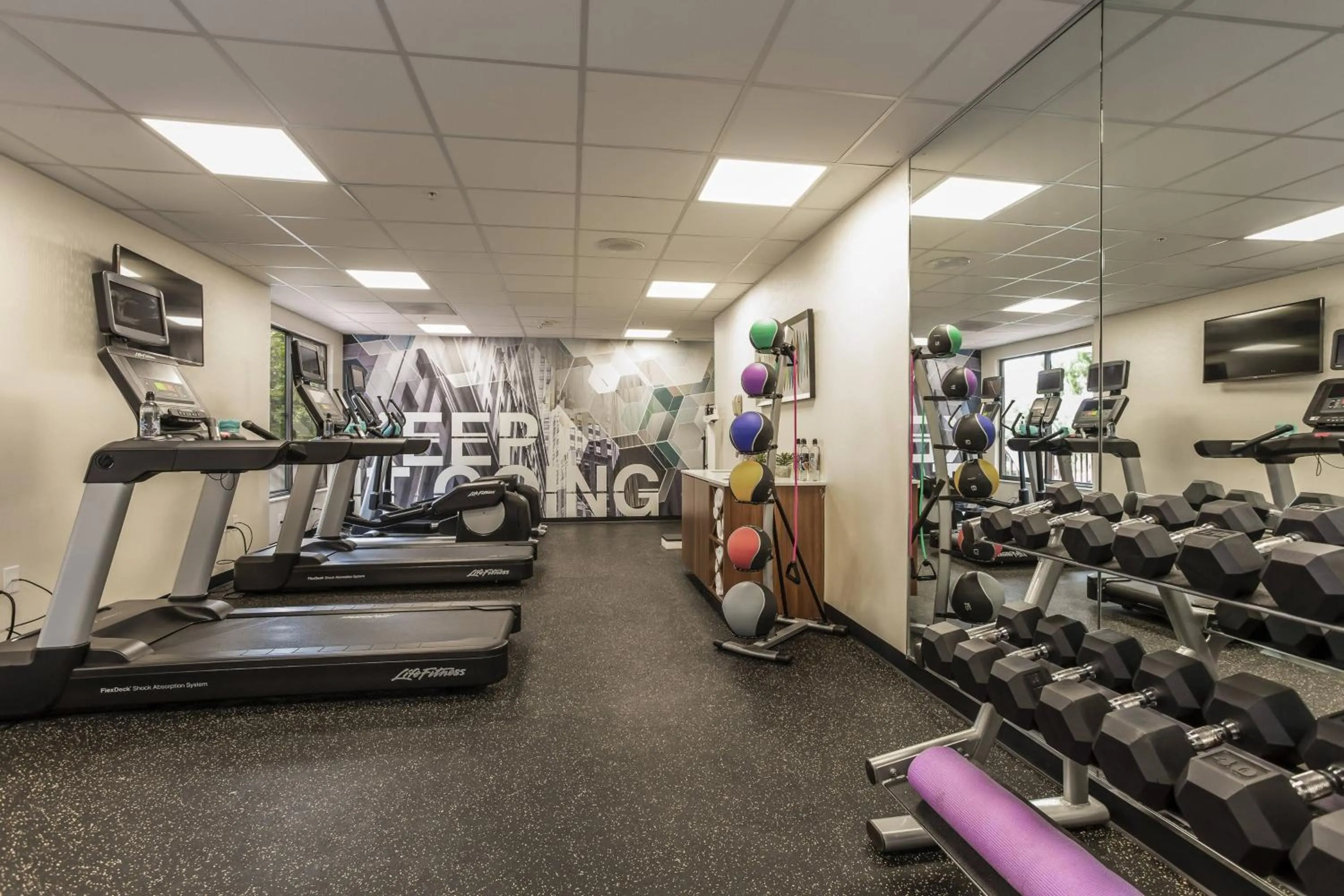 Fitness centre/facilities in SpringHill Suites by Marriott Austin The Domain Area