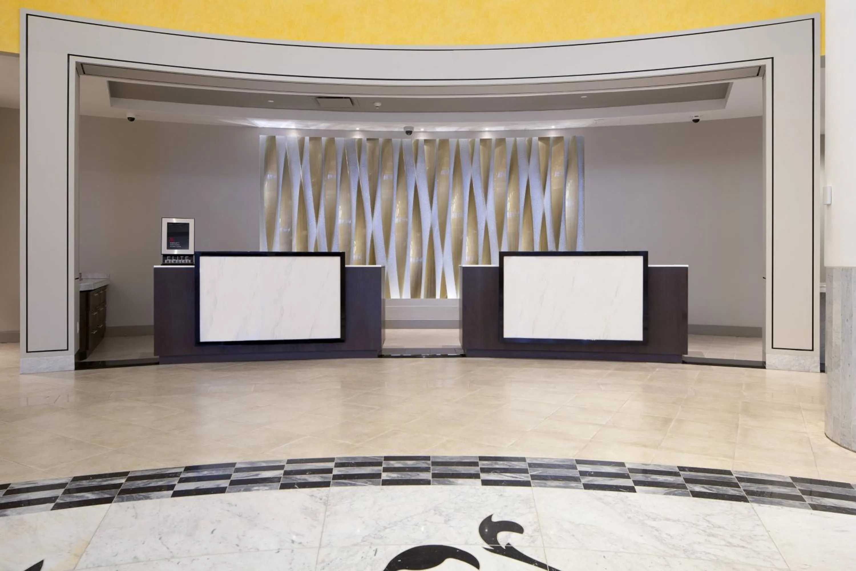 Lobby or reception in Hartford Marriott Downtown
