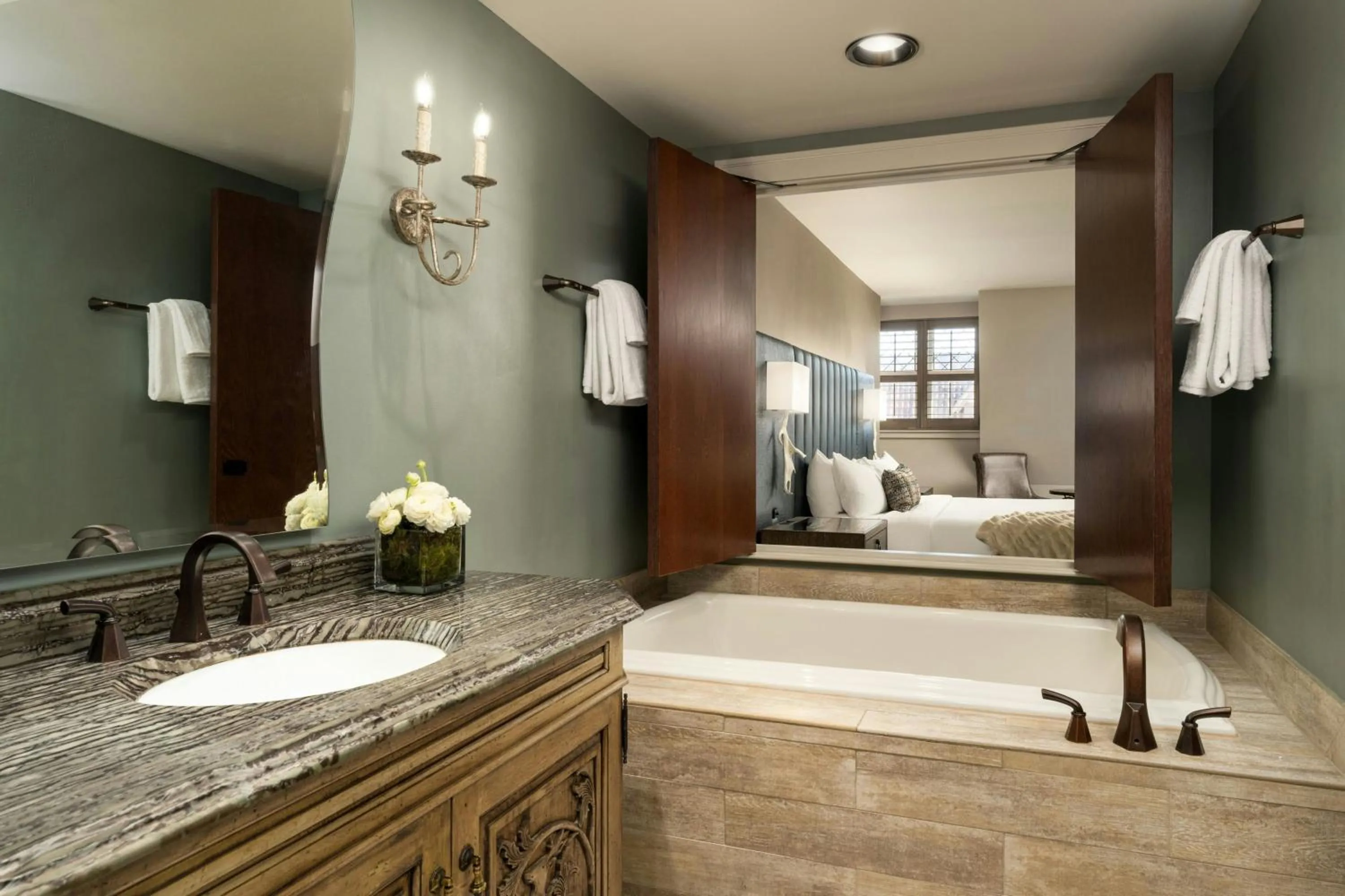 Bathroom, Bed in Grand Bohemian Lodge Asheville, Autograph Collection